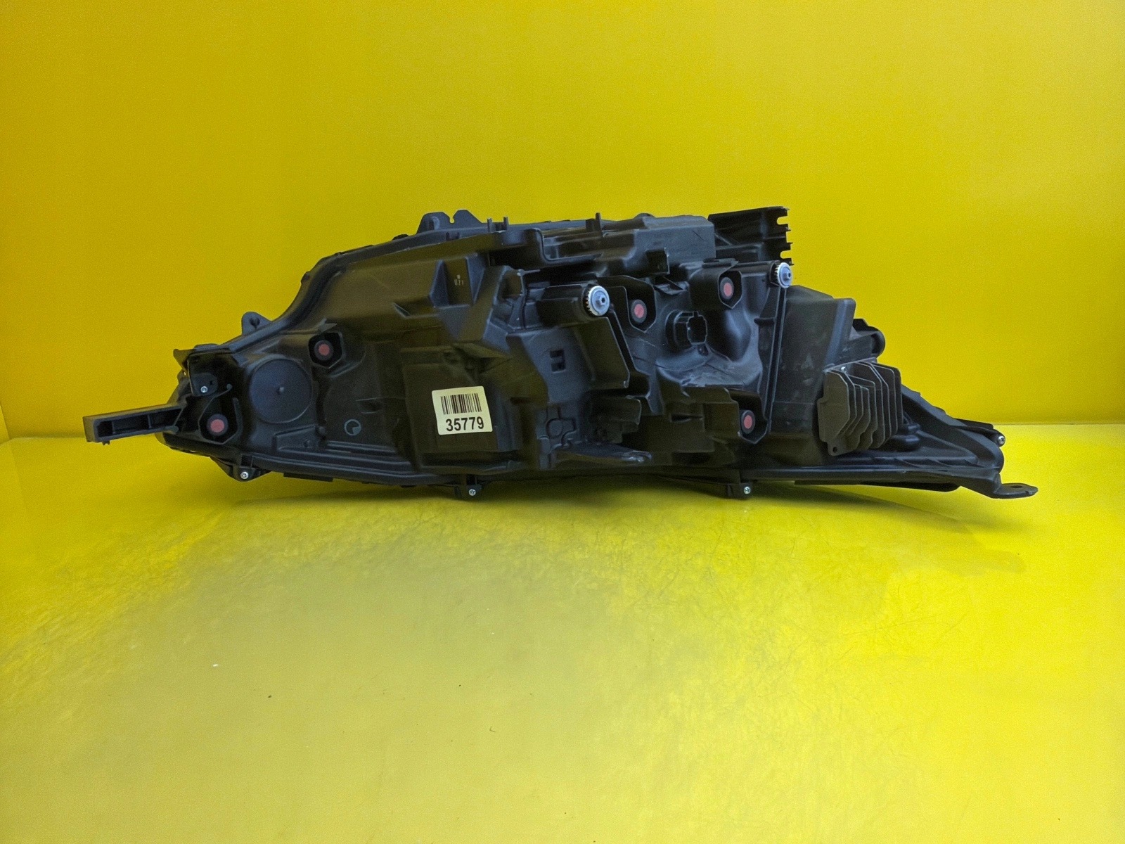 light left front Toyota BZ4X Full Led 2022