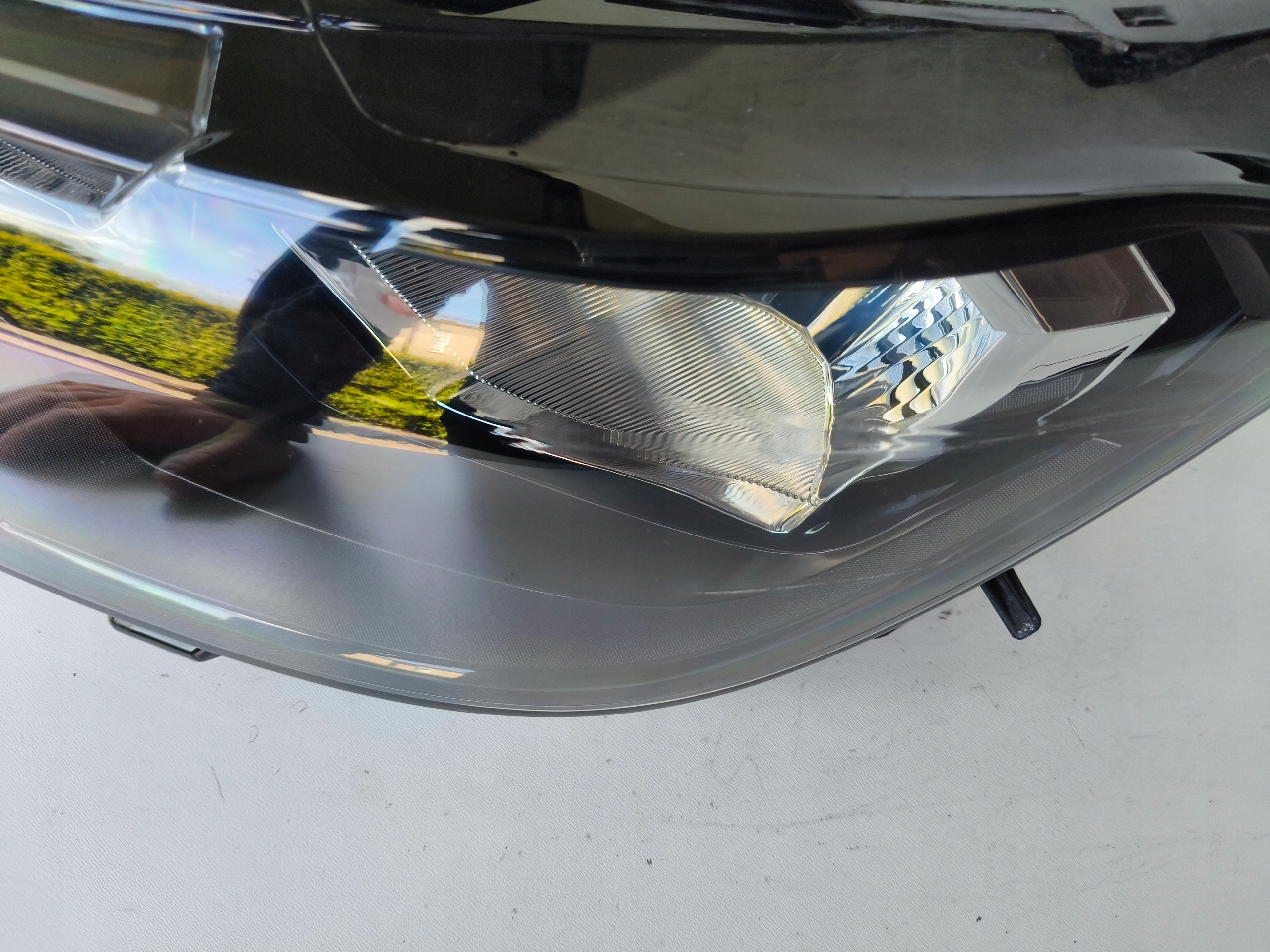 Licht links REFLEKTOR VW T-CROSS 2GM 18