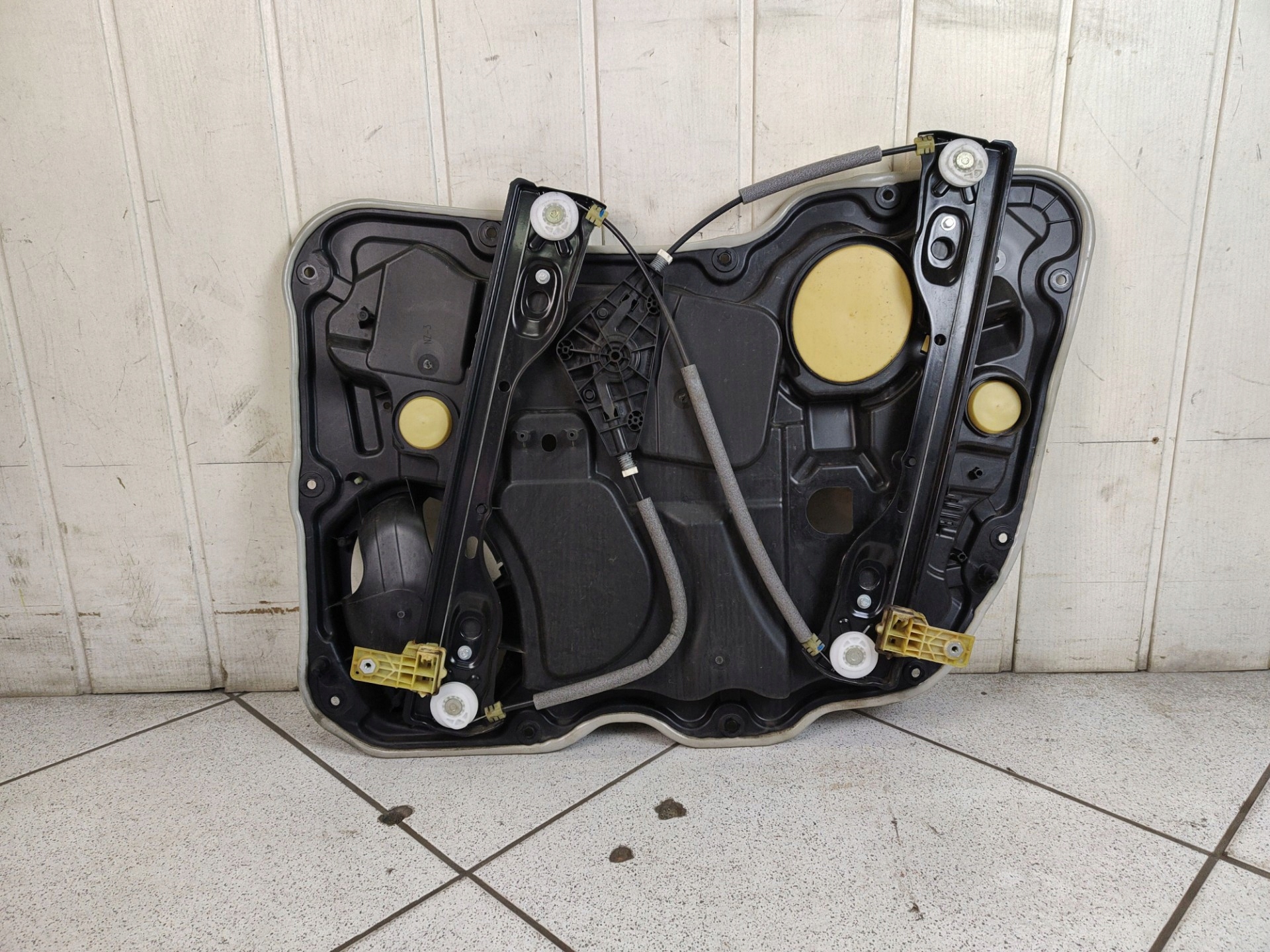 window regulator electrical front left side Jeep Cherokee 5 2014