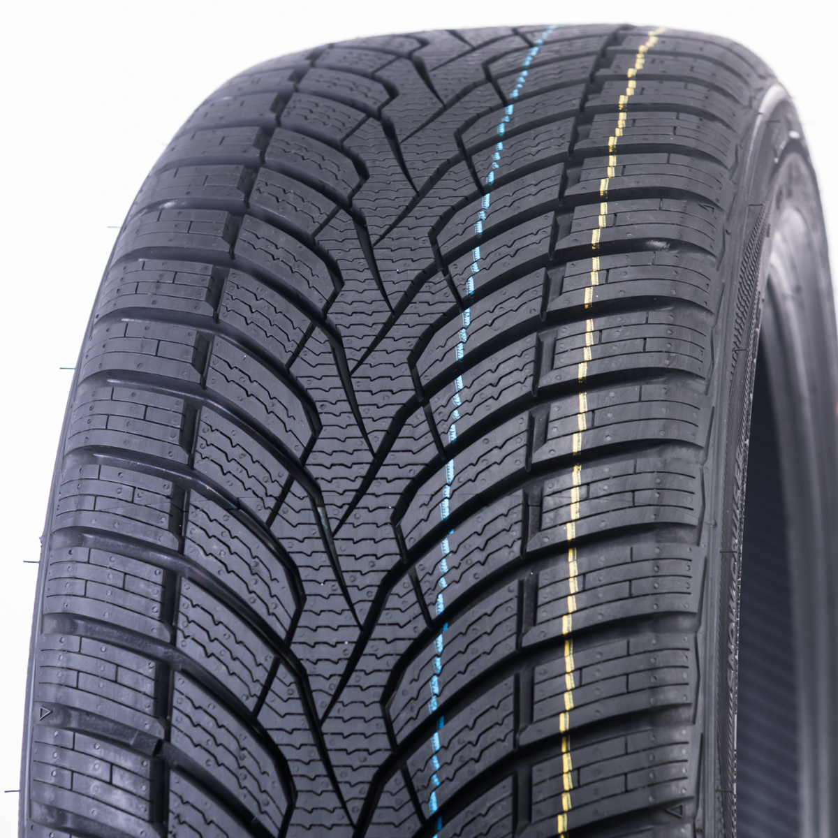 4x Opony Zimowe 245/45R18 Ceat WinterDriveSport
