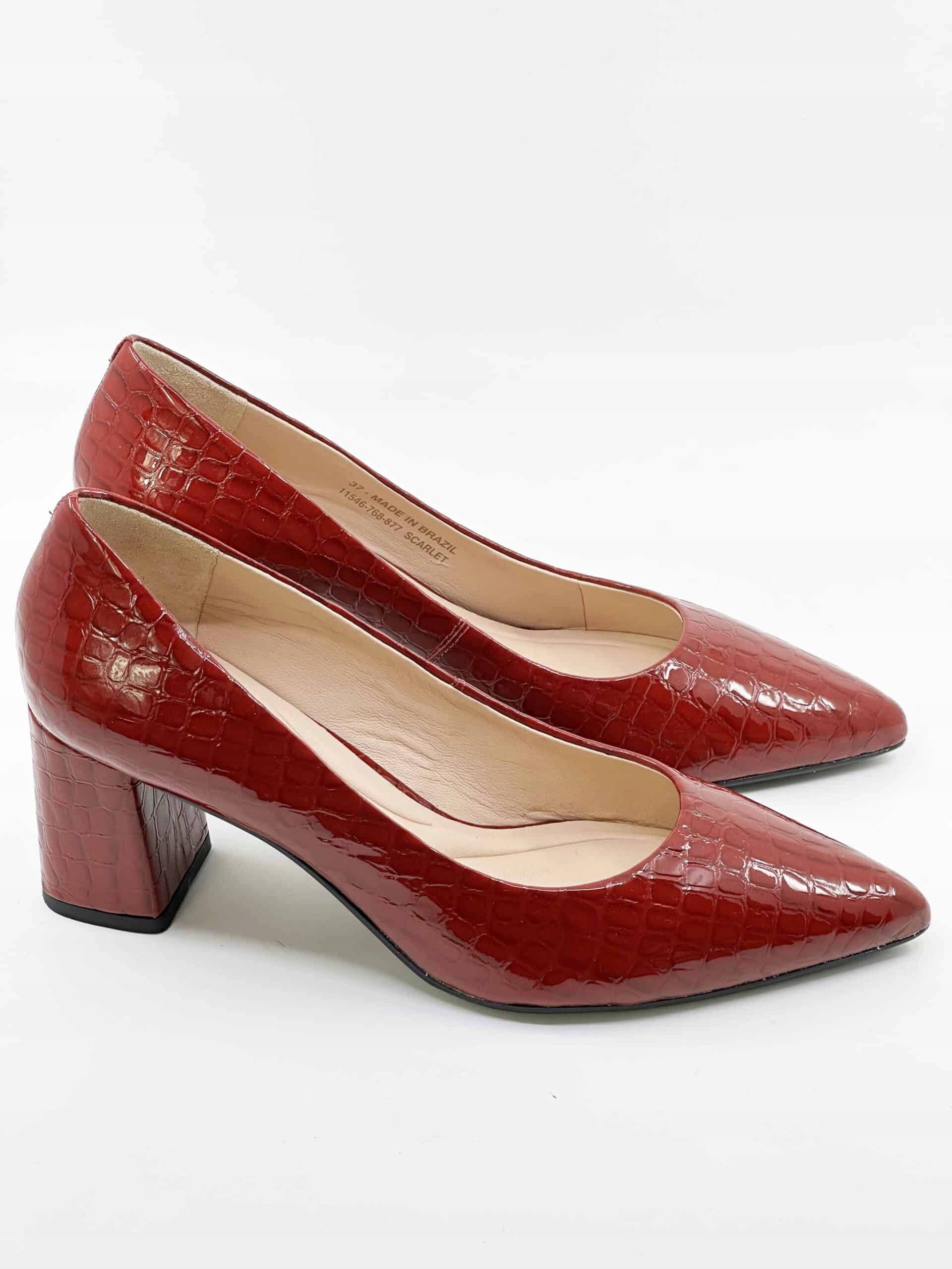 Boty z lakované kůže Capelli Rossi 11546 vel. 38 červené