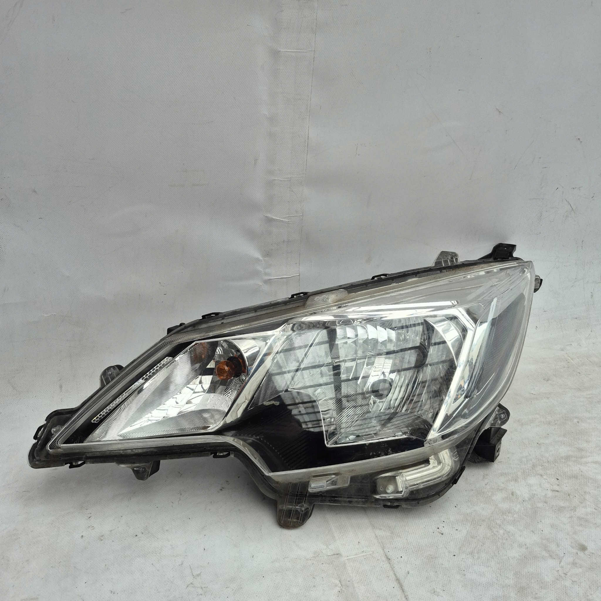 MITSUBISHI SPACE STAR II 2 LIFT 19-24 light front front left