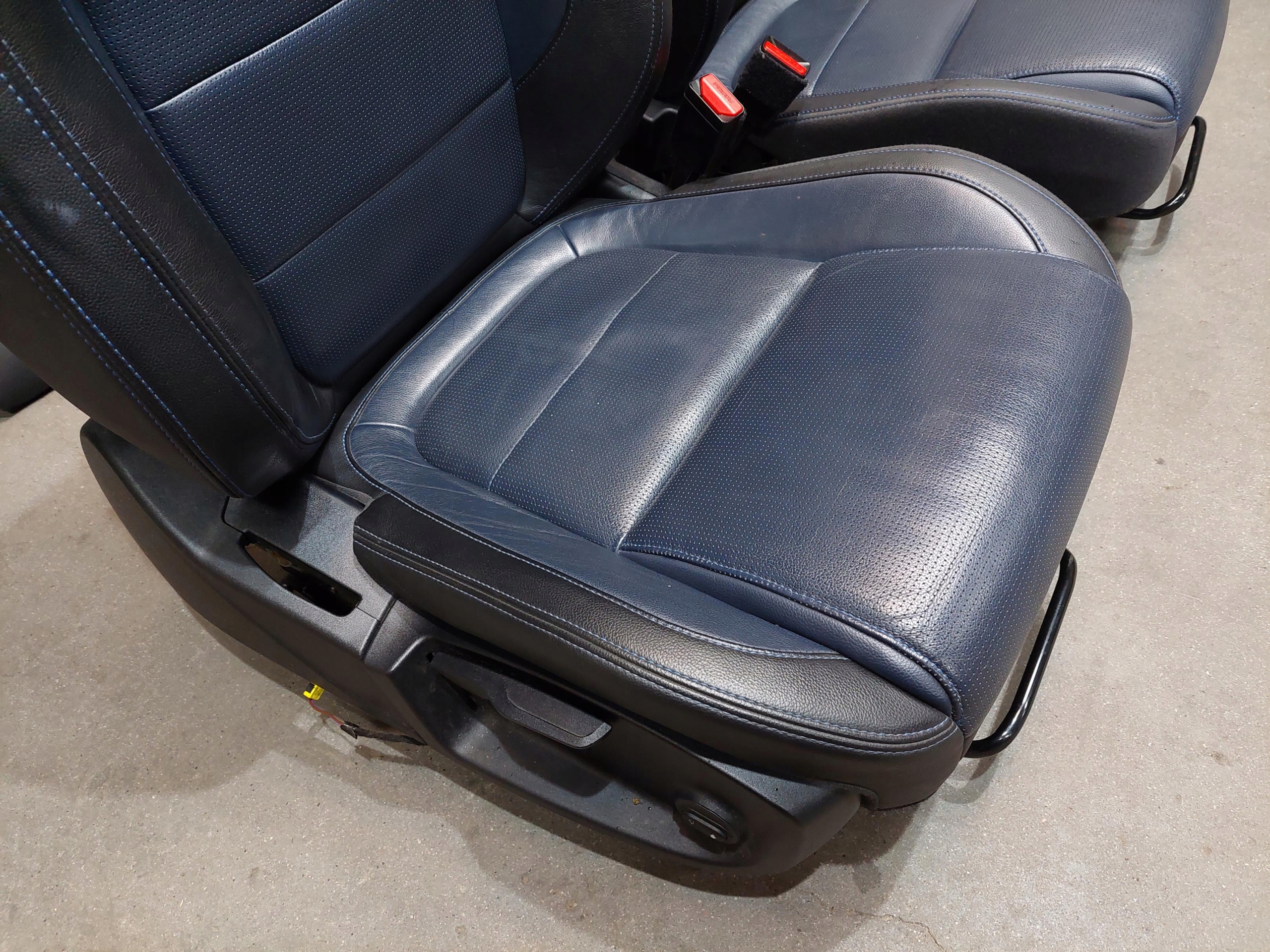 Sitze KOMPLET Sitz Sitz JAGUAR XE X760