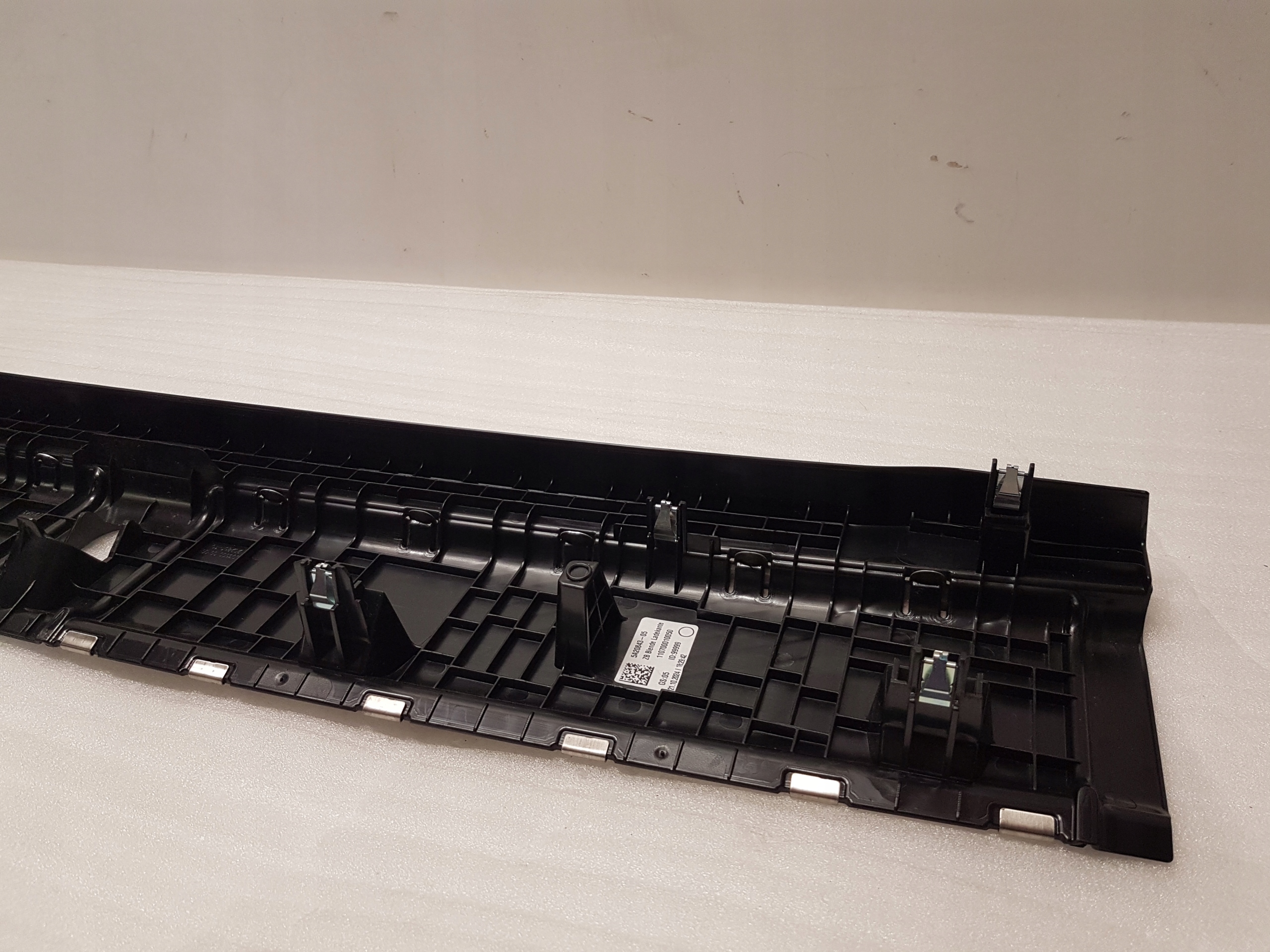 cover supports boot BMW 5 G61 5A20843