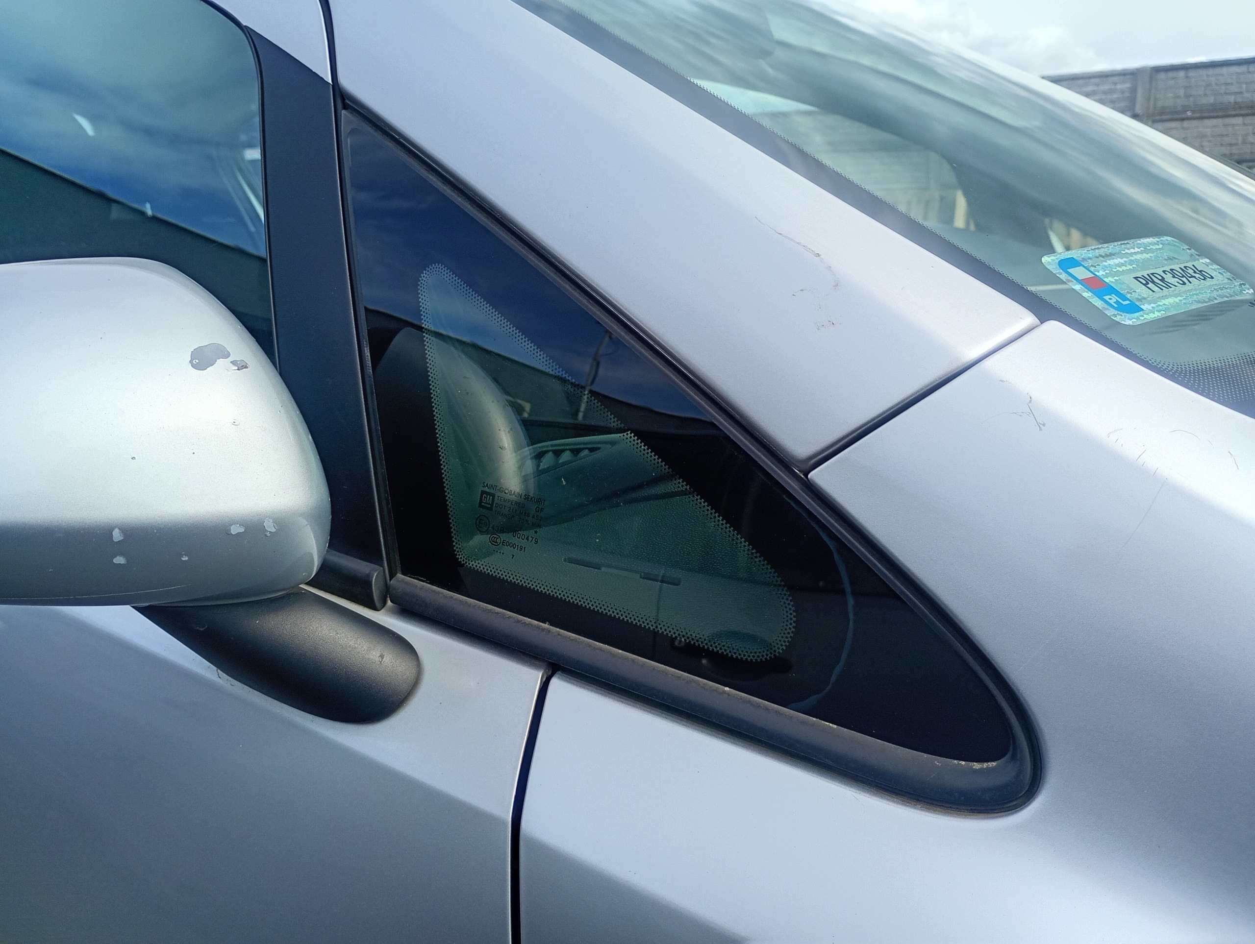 window side bodywork right front OPEL CORSA D 06-14