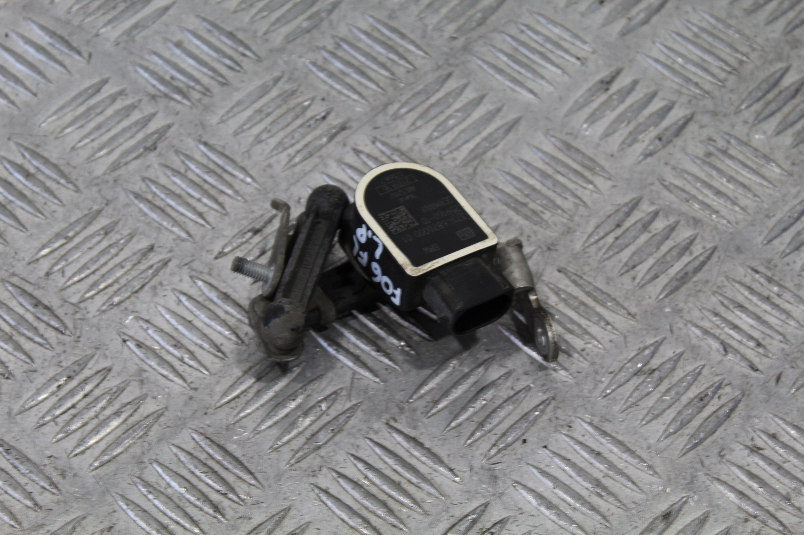 sensor POZIOMOWANIA front BMW 6 F06 GRAN COUPE FL