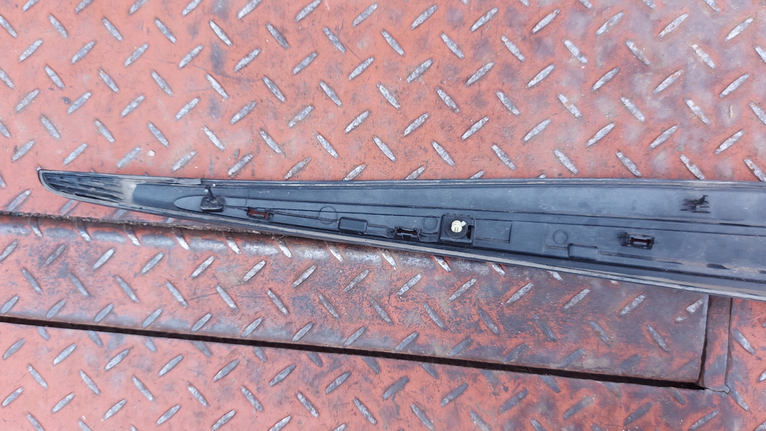 moulding door right right front TOYOTA YARIS III 17