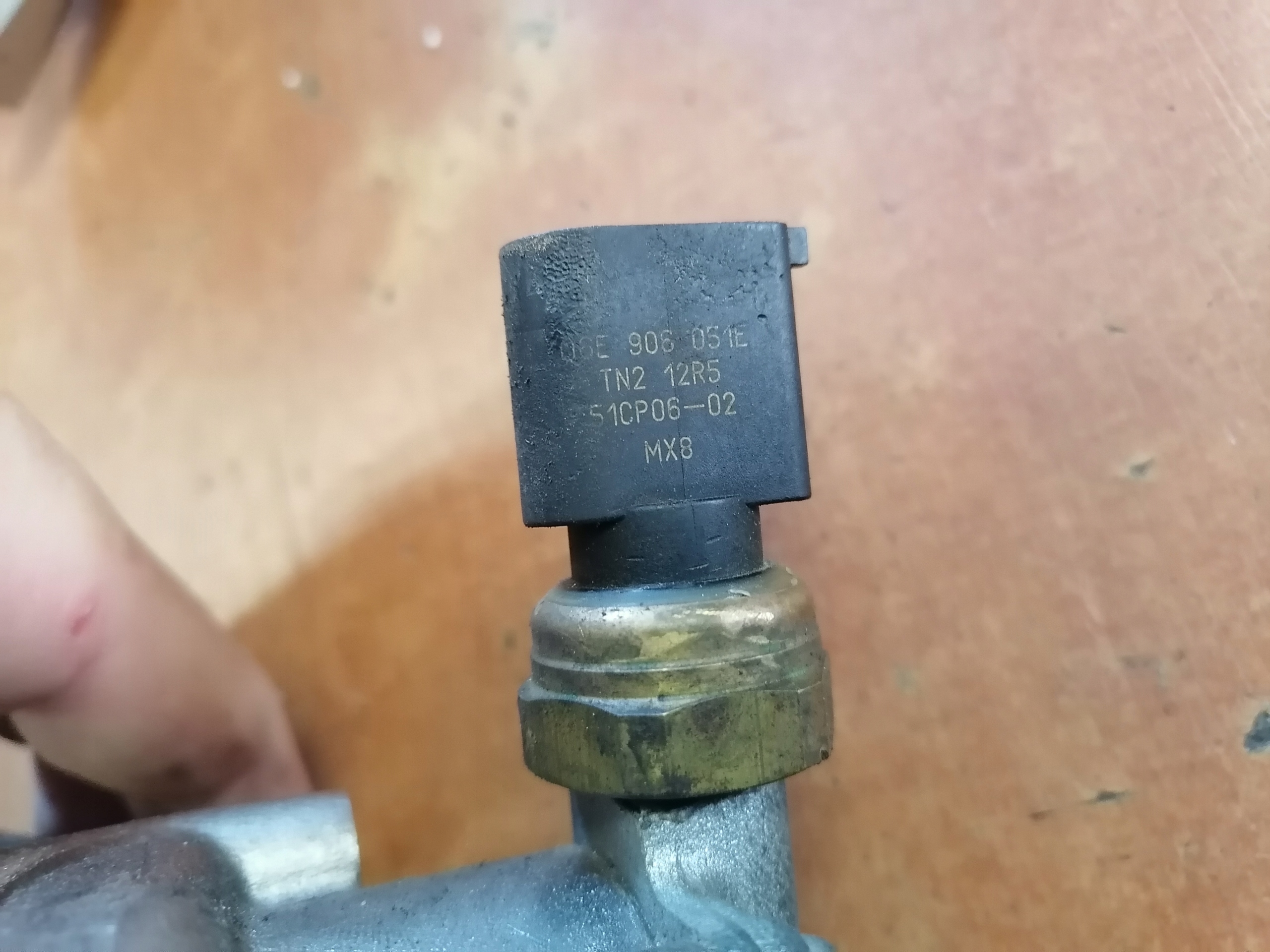 pumpa za gorivo A6 C6 2.0 TFSI 06F025F