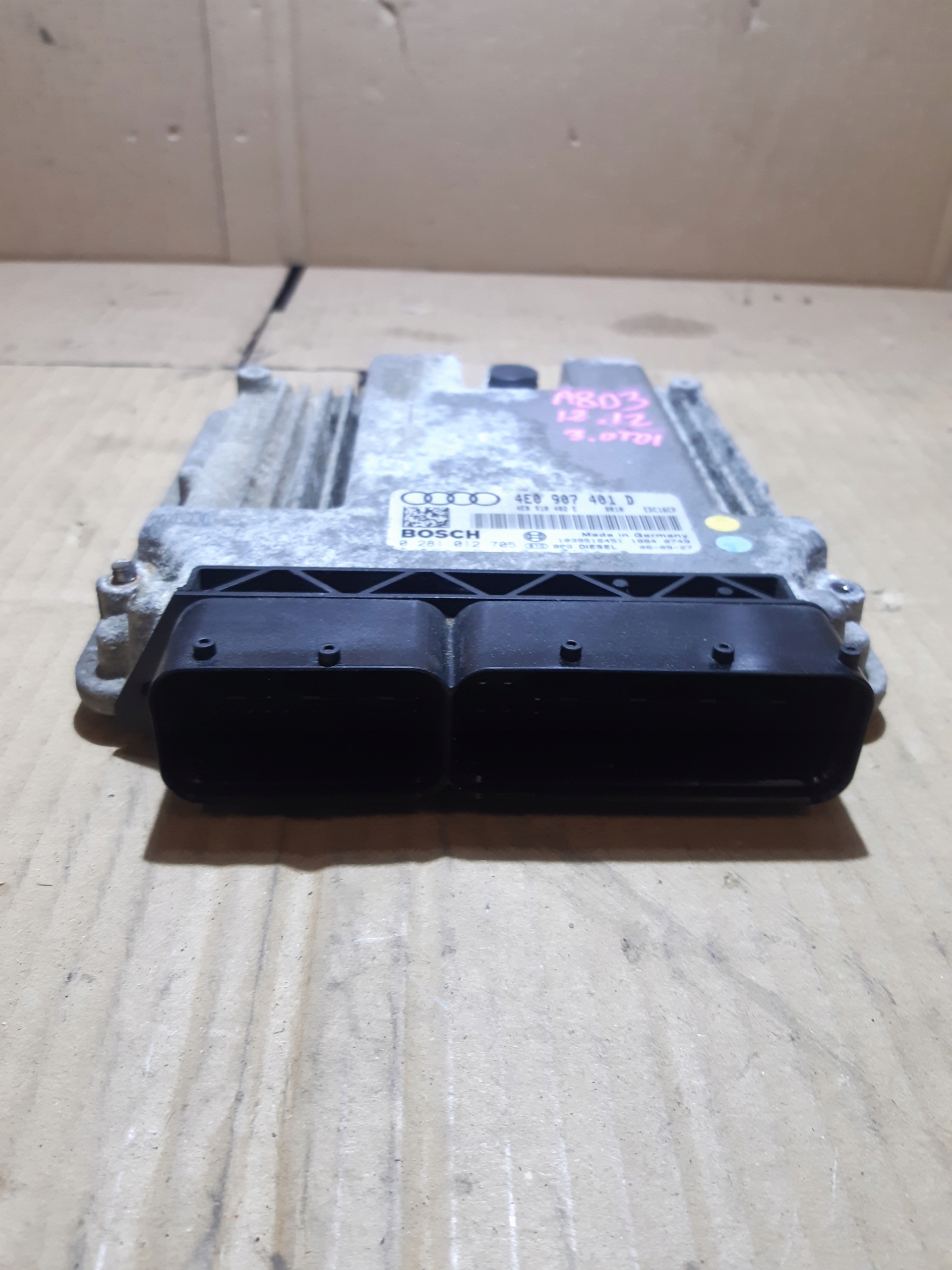AUDI A8 D3 3.0 TDI Ordinateur Unité de contrôle Moteur 4E0907401D