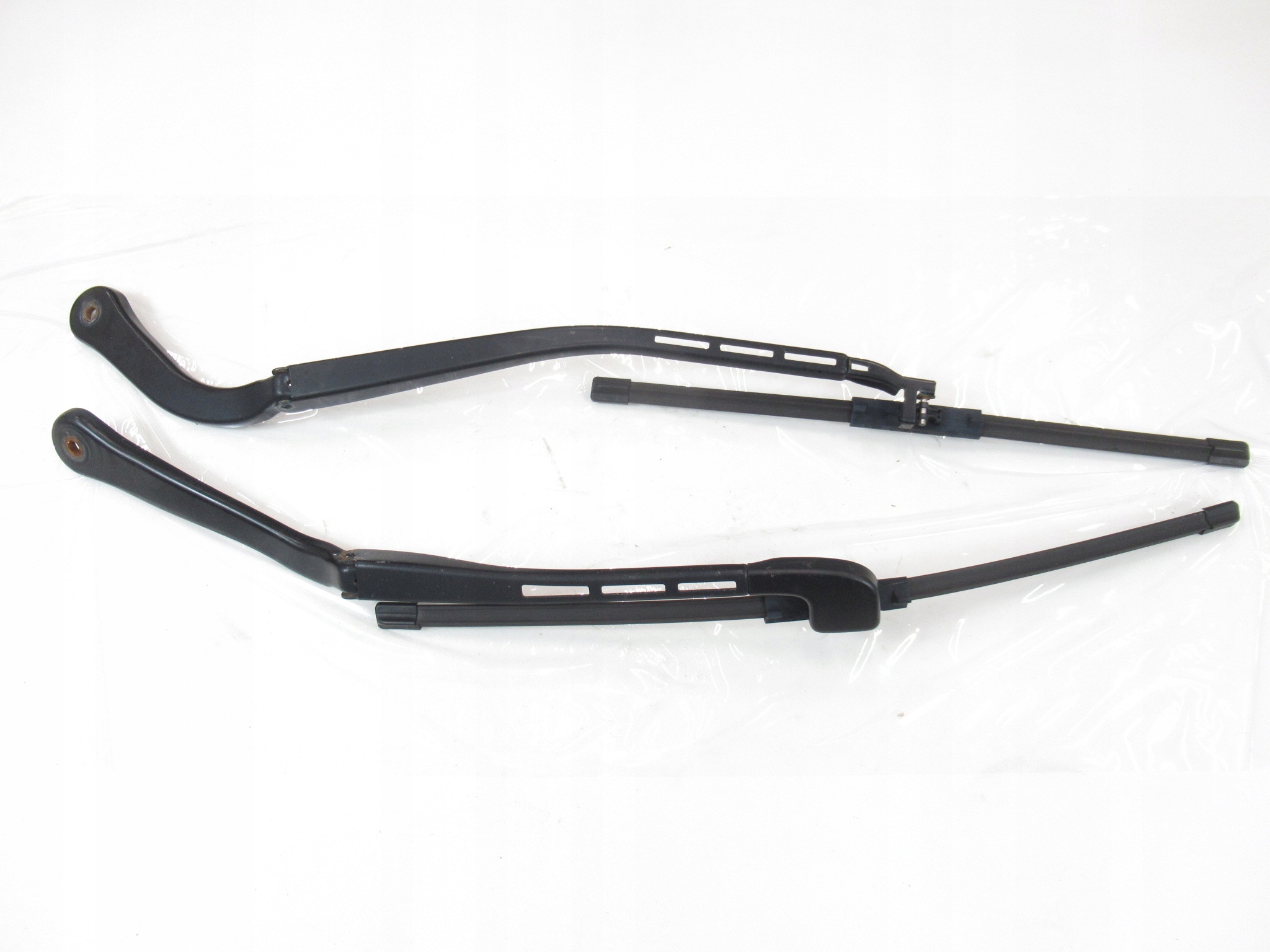 wiper arm right left BMW e90 e91 EUROPA
