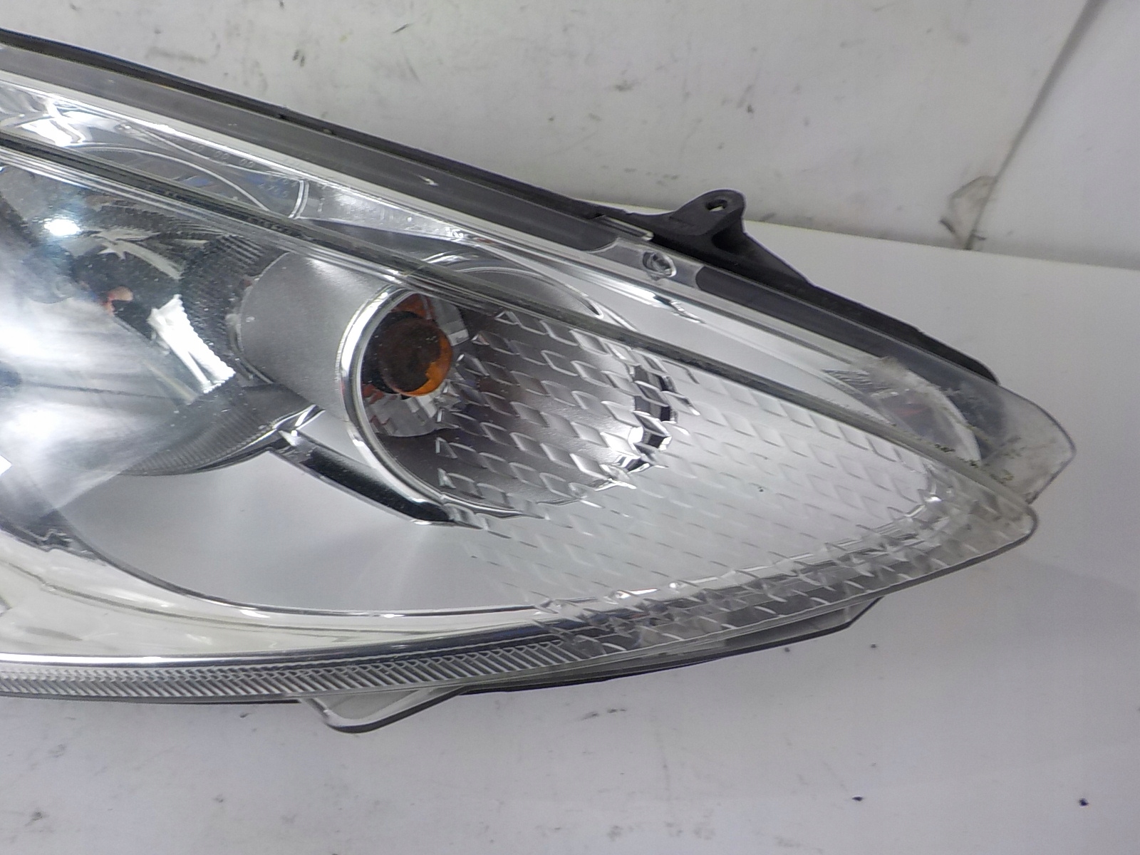 FORD FIESTA MK7 VII light right front front UK 8A61-13W029-DG