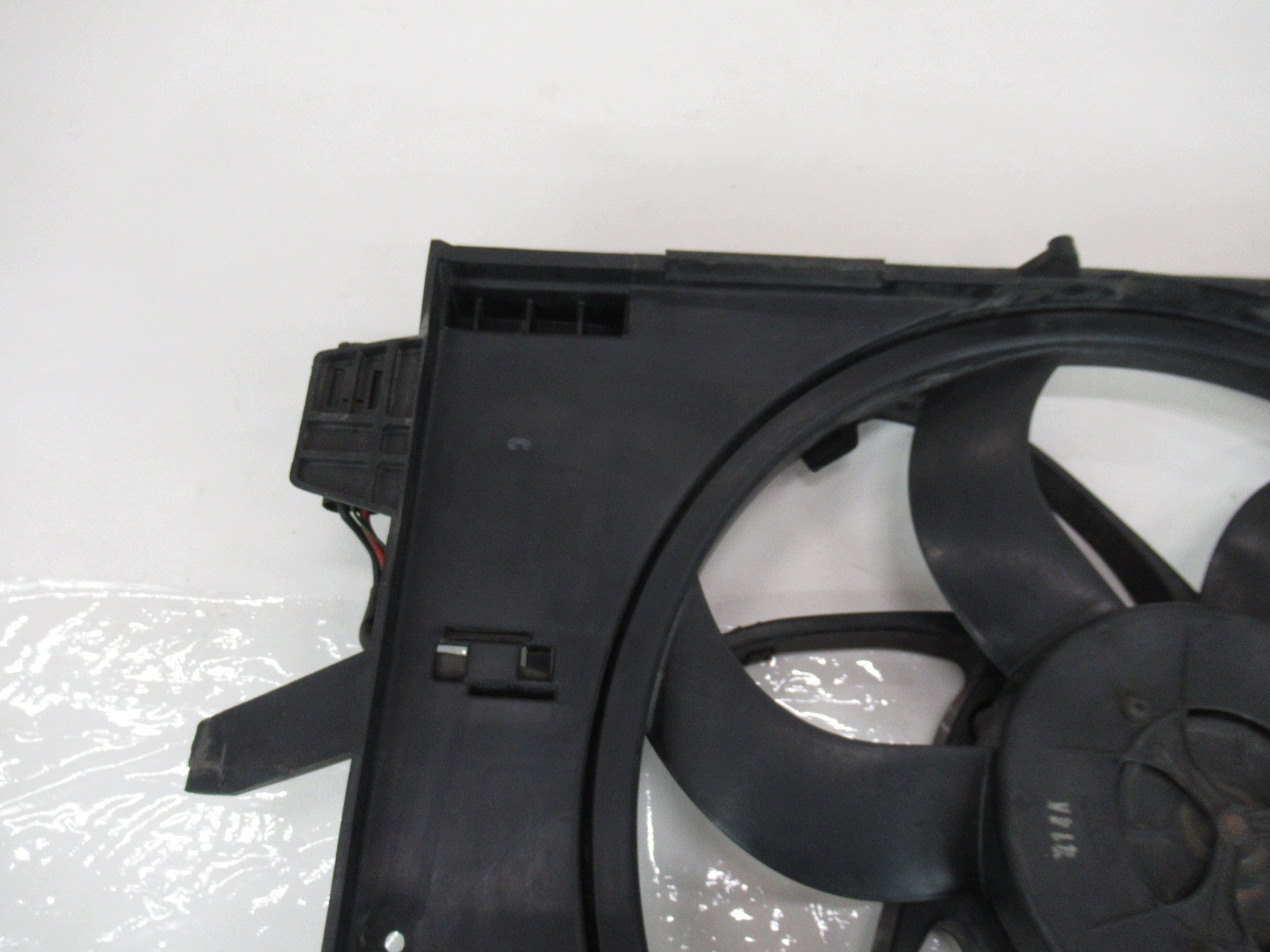 ventilátor chladiče vrtule BMW 5 e60 e61 M54 2.2 2.5 3.0 7526824