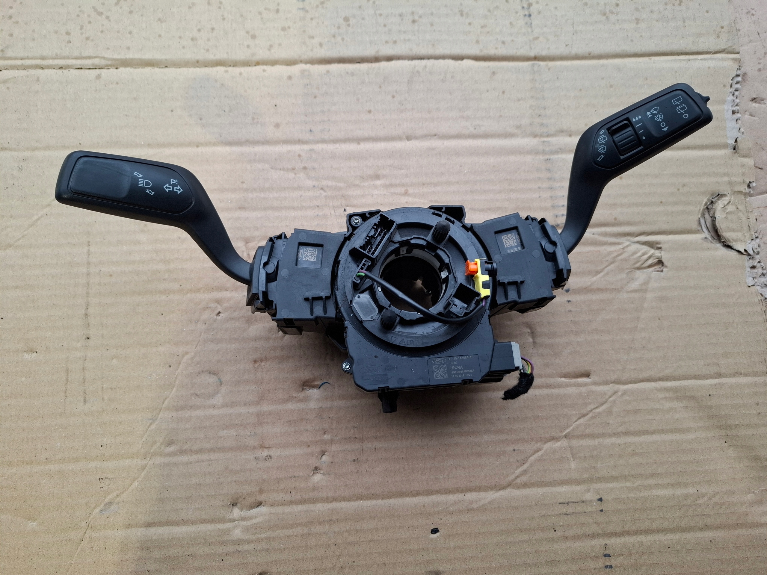 FORD ECOSPORT II MK2 19r steering wheel levers and controls ring control