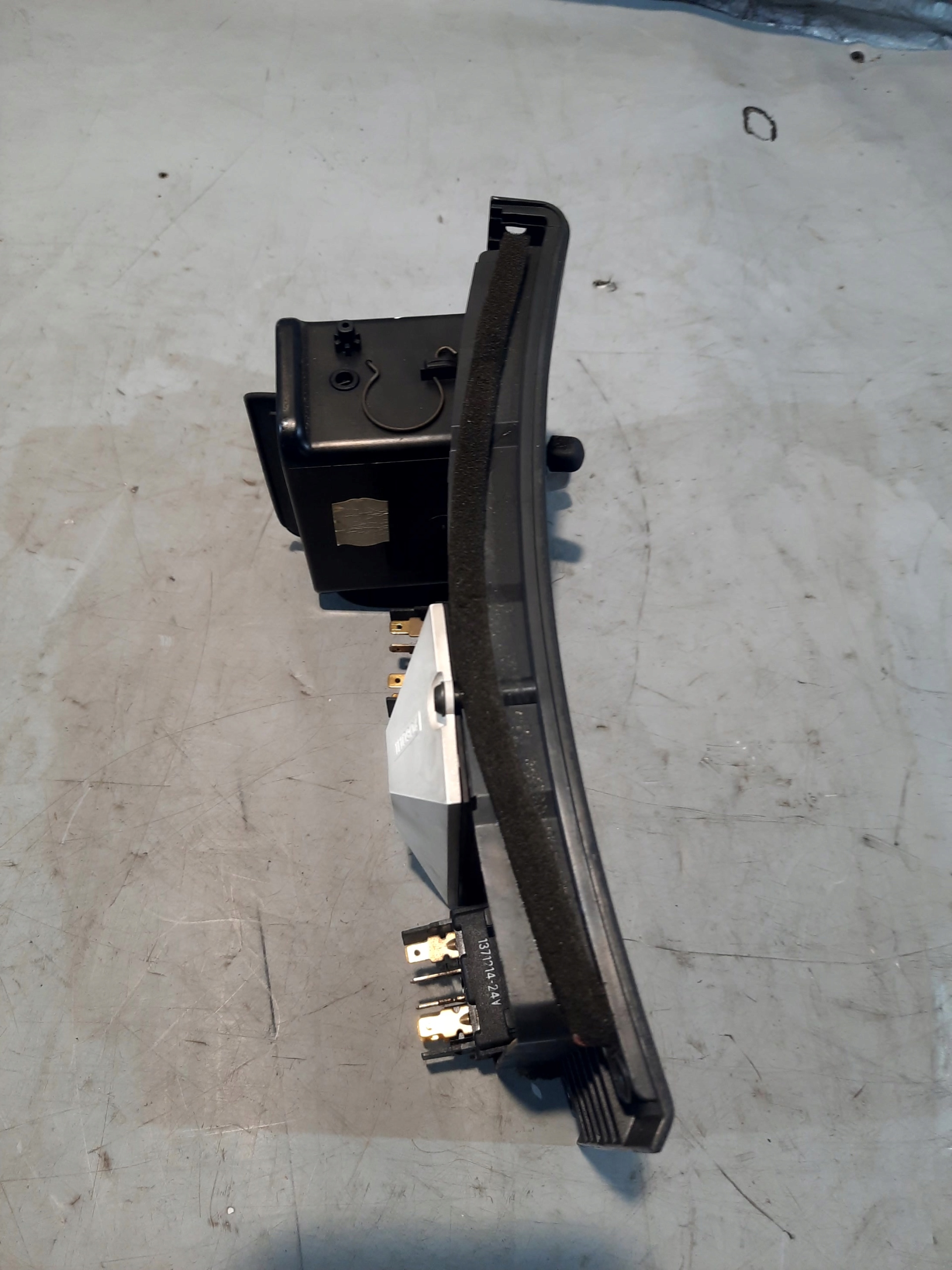 PANEL Commandes SCANIA 4 P94 BD4X2NA 2000r 1110904
