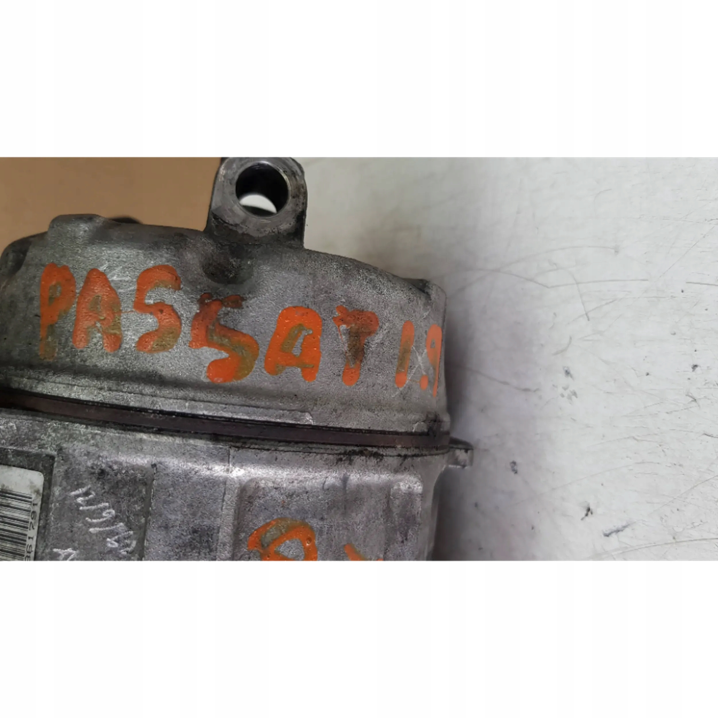 компрессор кондиционера 8D0260808 vw PASSAT B5 РЕСТАЙЛИНГ FL 1.9 tdi