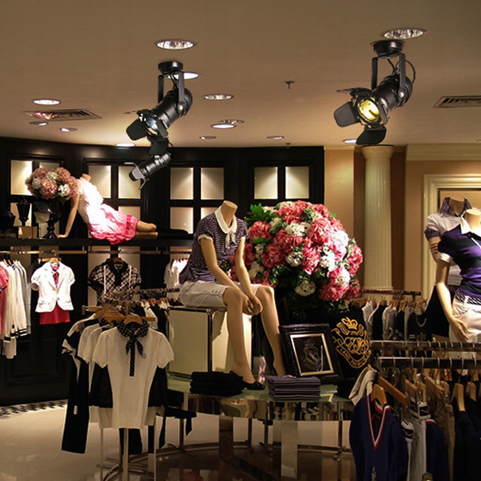 LAMPA SUFITOWA WISZĄCA CZARNA Retro Studio Marka MAXXLLC