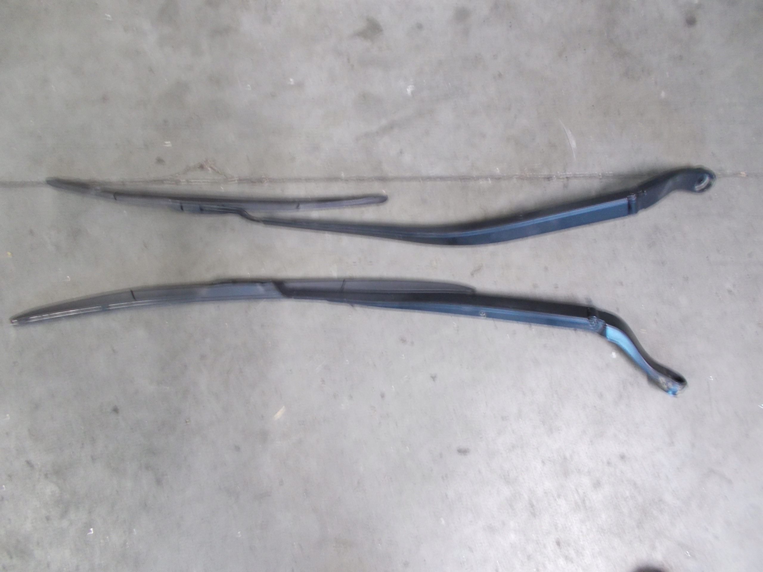 ВАЖЕЛІ СКЛООЧИСНИКА CHRYSLER PACIFICA 2017-