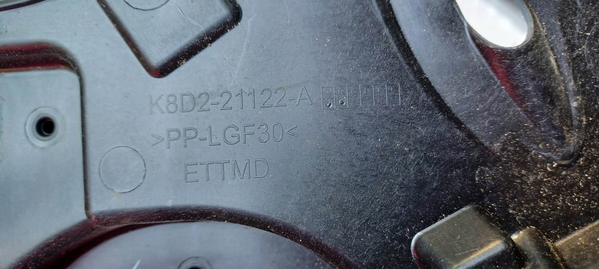 PANEL dveře pravý předek LAND ROVER EVOQUE II