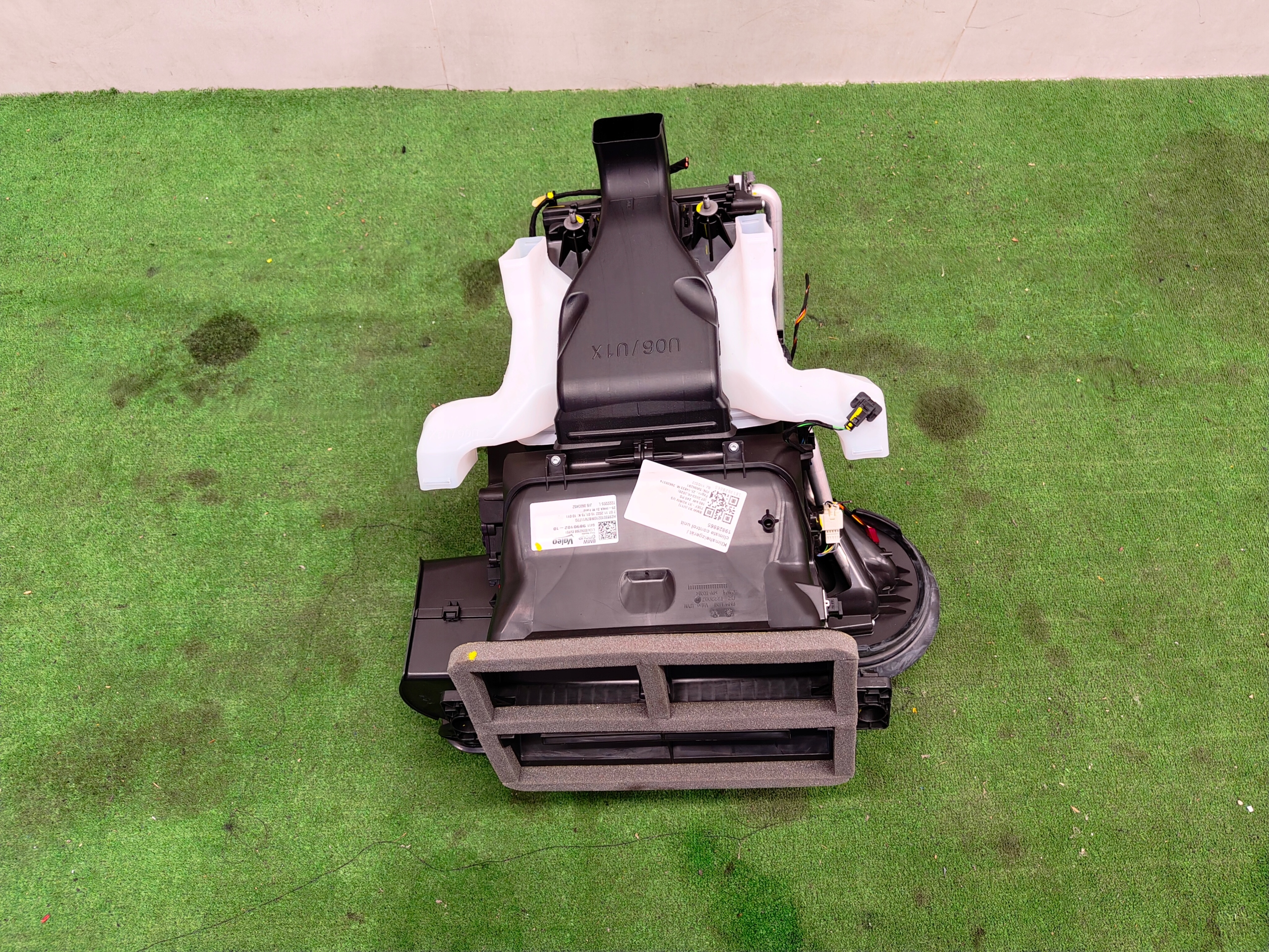 BMW X1 U11 ohřívač 9890102