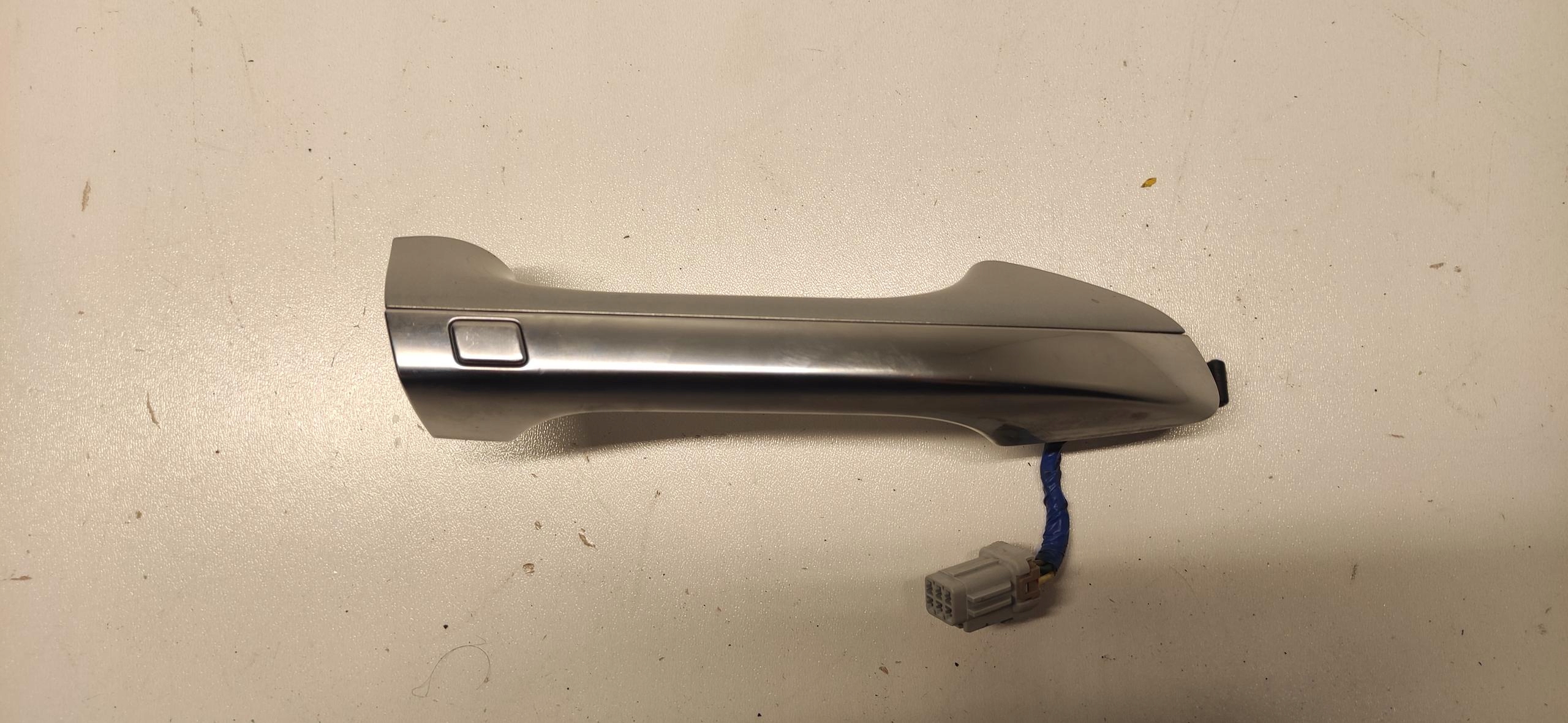 KIA OPTIMA IV C3S handle left front CHROM KEYLESS GO 15-19