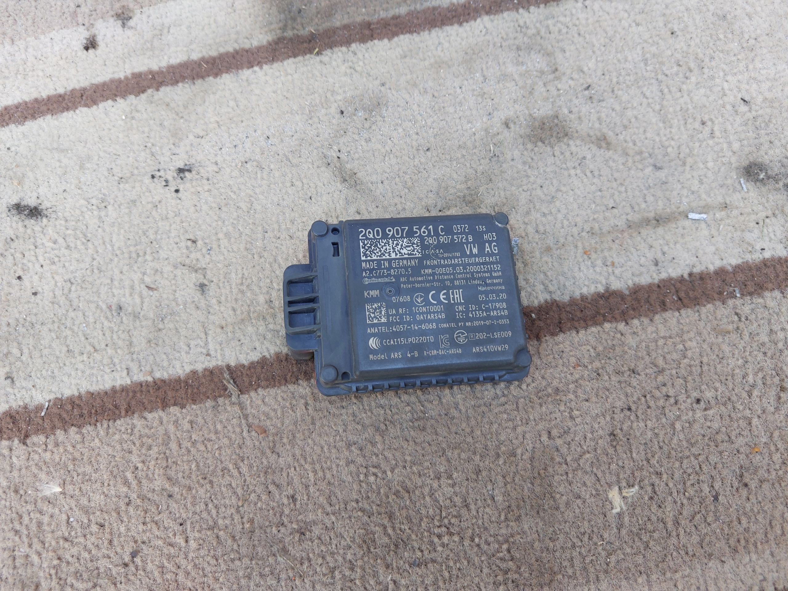 RADAR DISTRONIC SENSOR ACC VW SKODA 20r 2Q0907561C