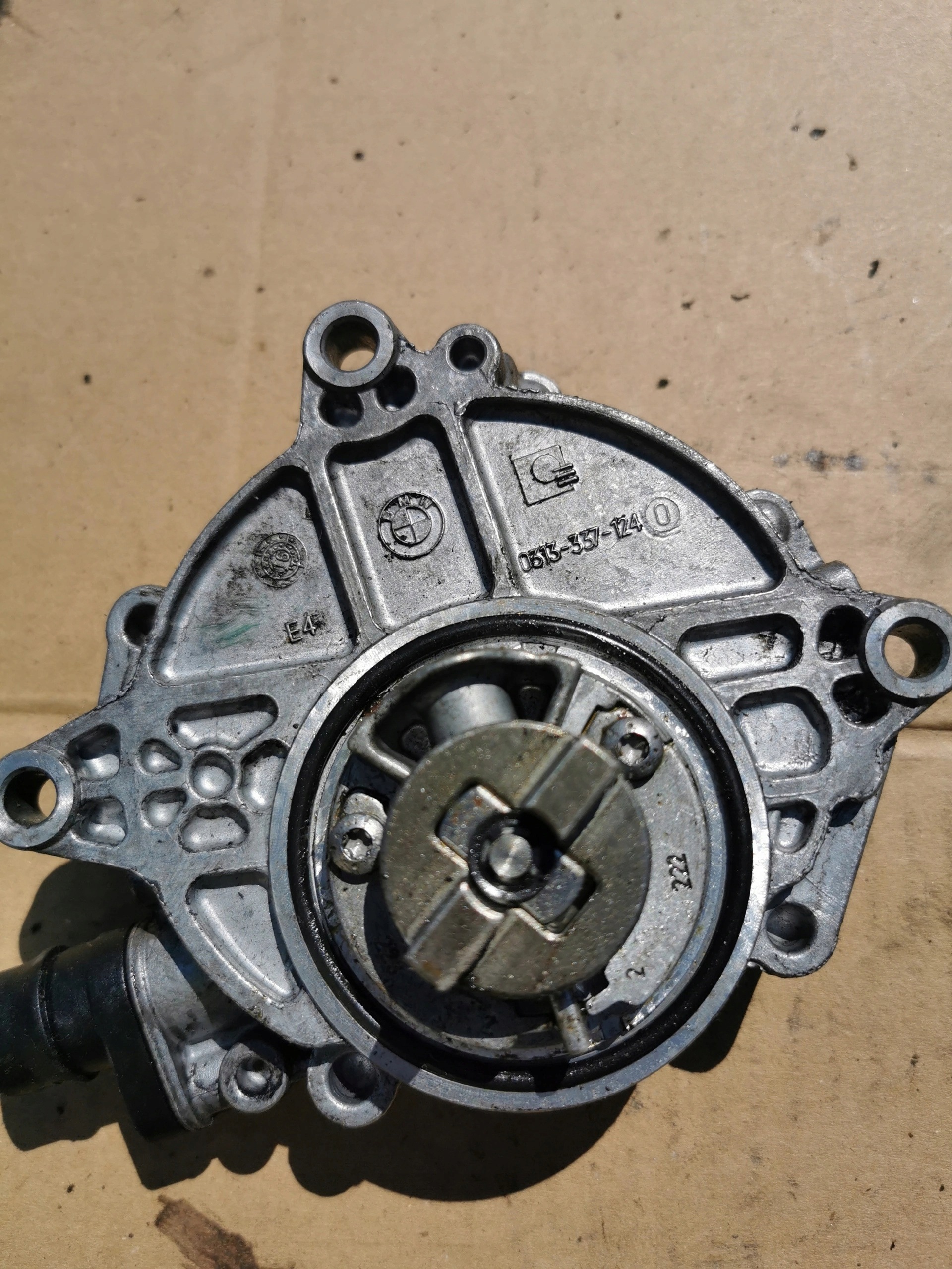 BMW E60 520I 0313-327-116 Pompa VACUM WACUM