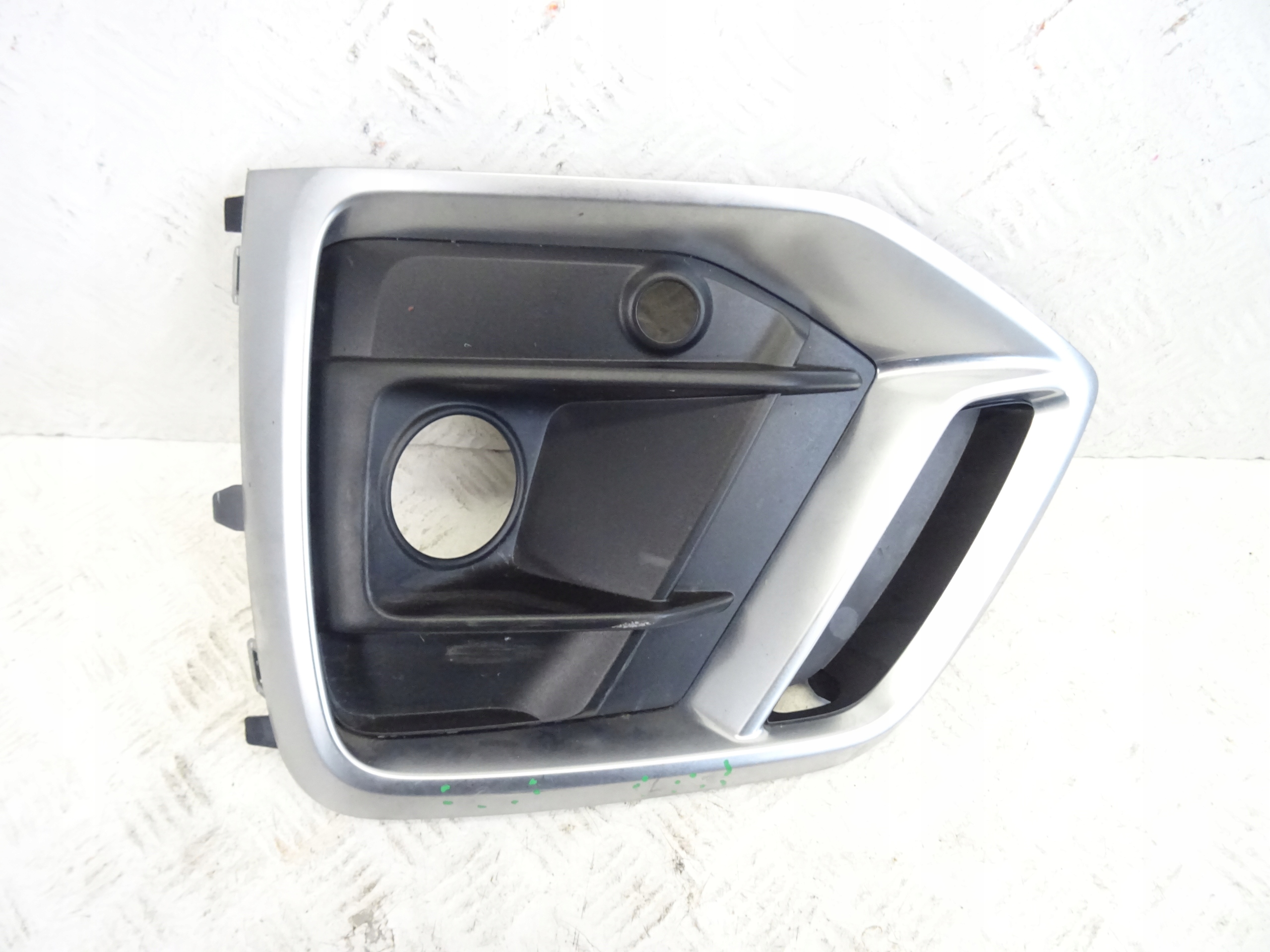 AUDI Q5 SQ5 SPORTBACK LIFT S-LINE left grid of a bumper front front