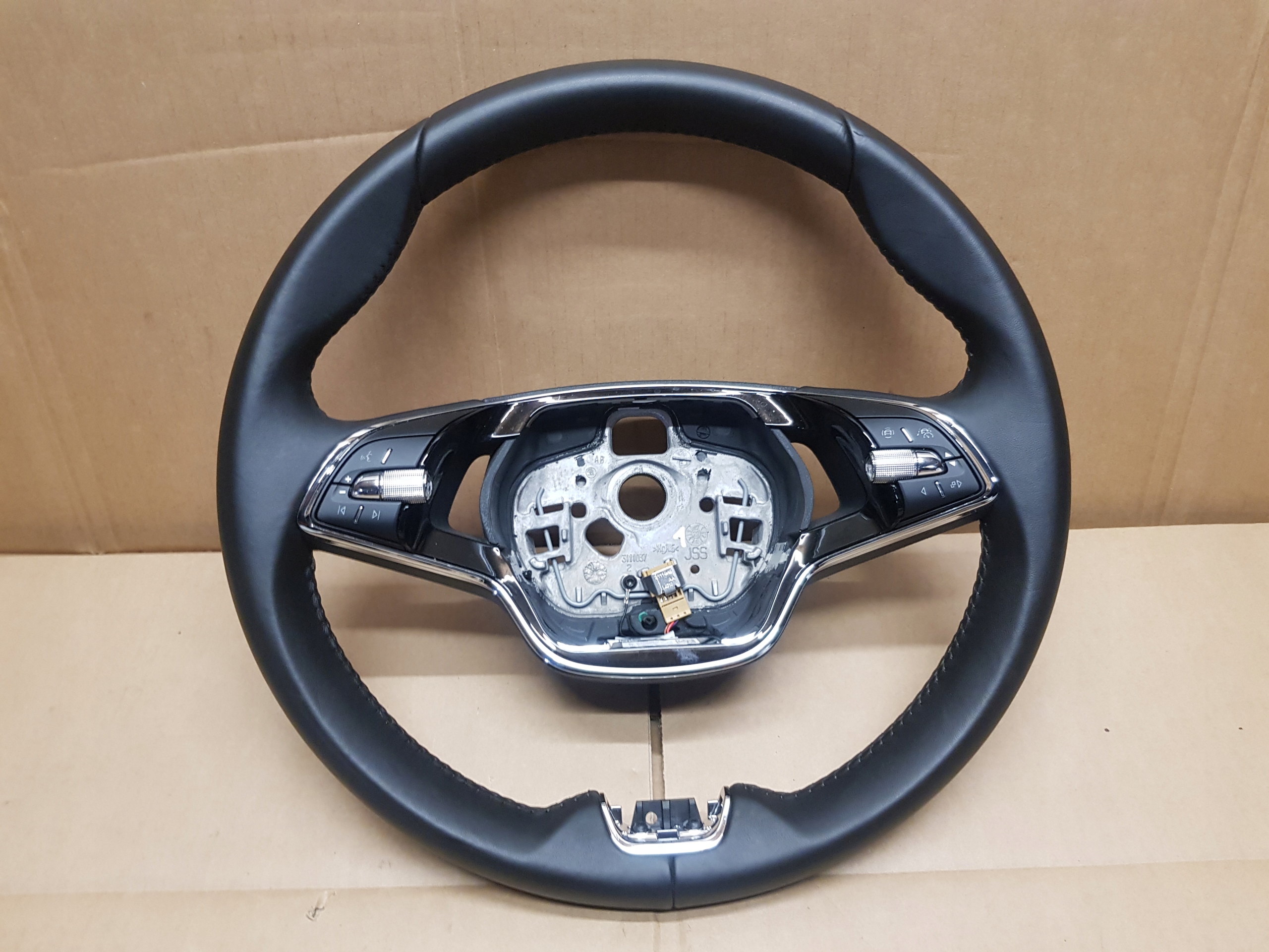 SKODA OCTAVIA IV KIEROWNICA 5E3959542B NOWA !