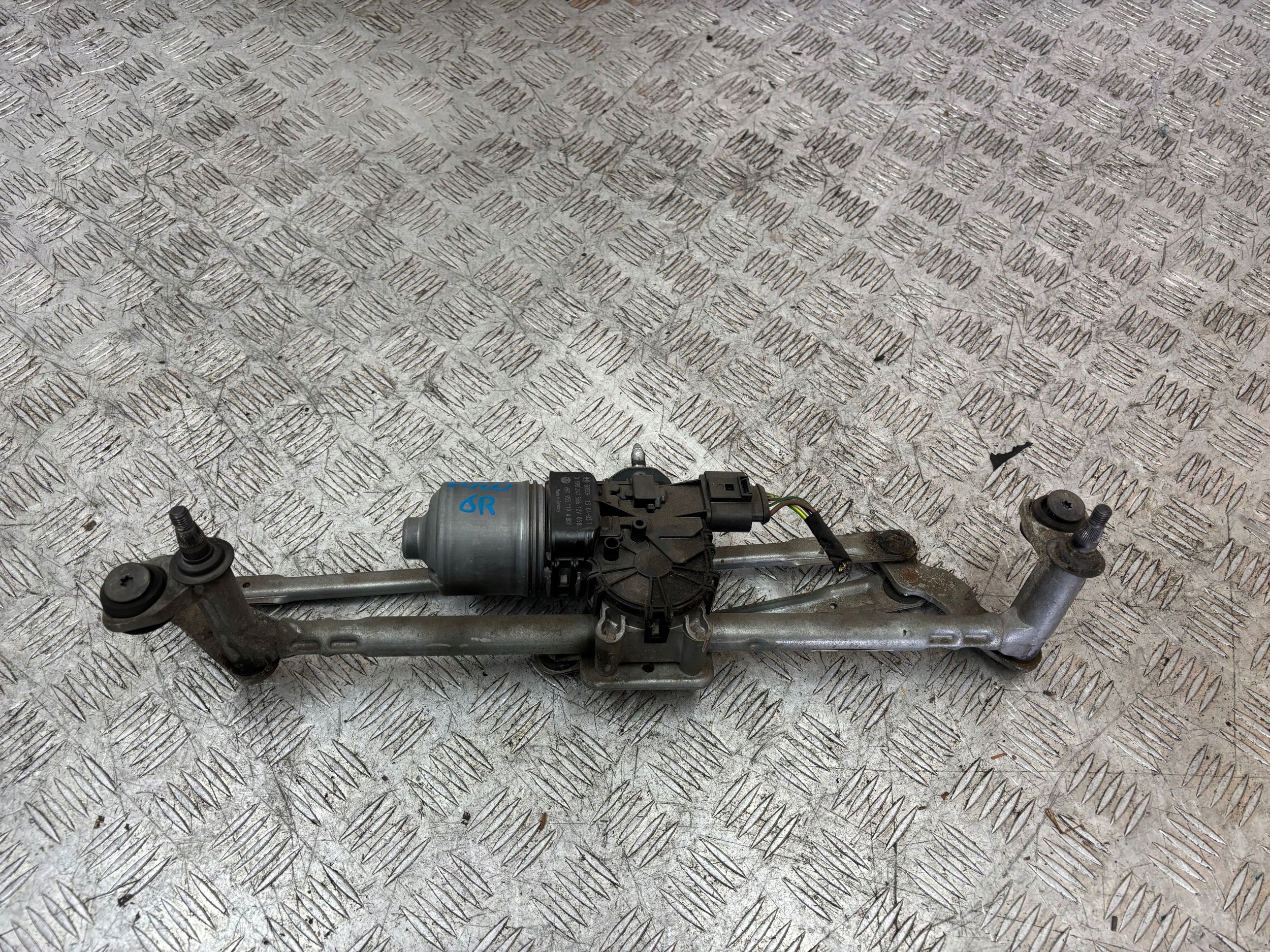 Wischergestänge VW POLO 6R 09