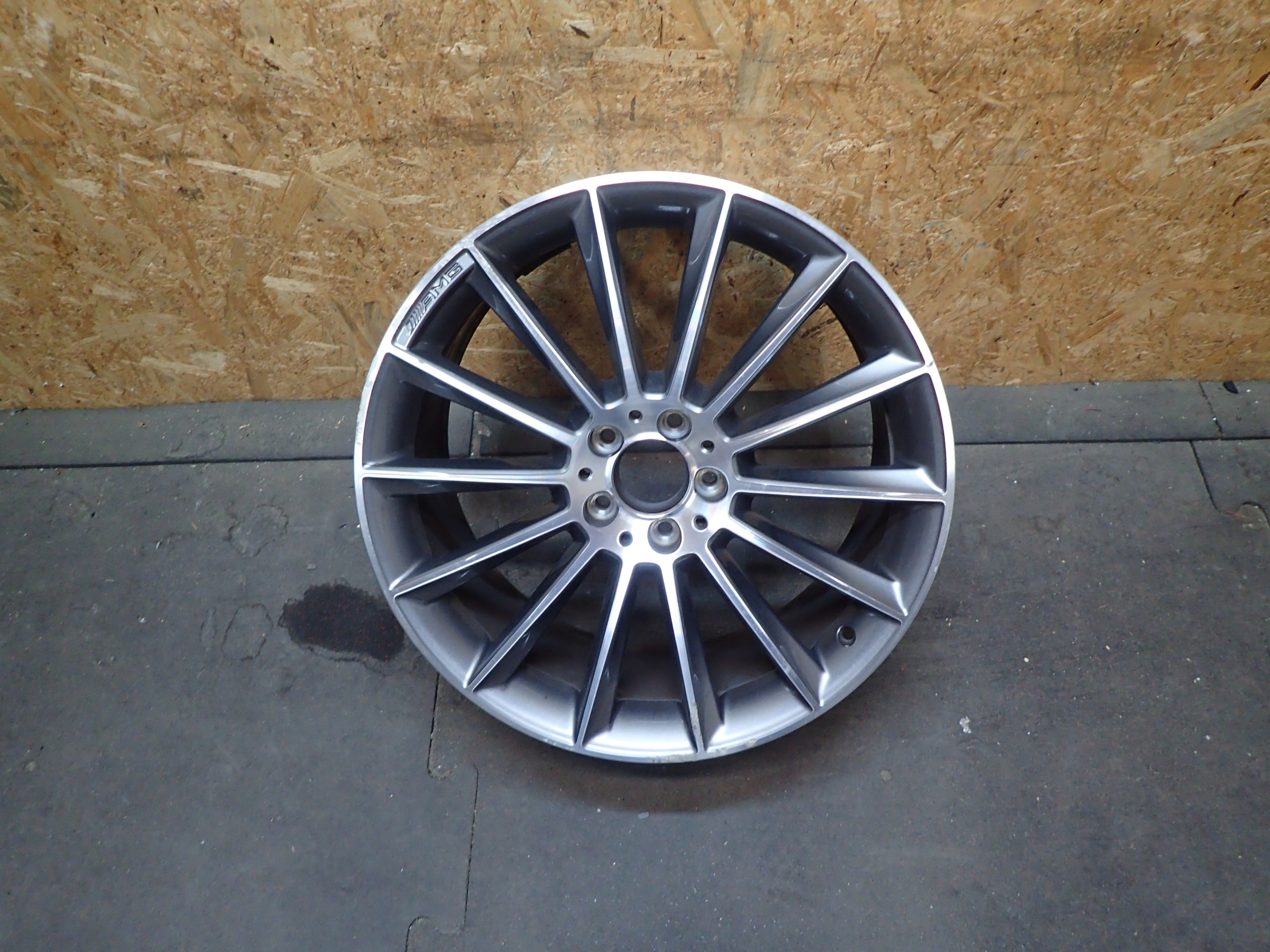 DISK HLINÍKOVÝ E KLASA W213 20" 5X112 9J