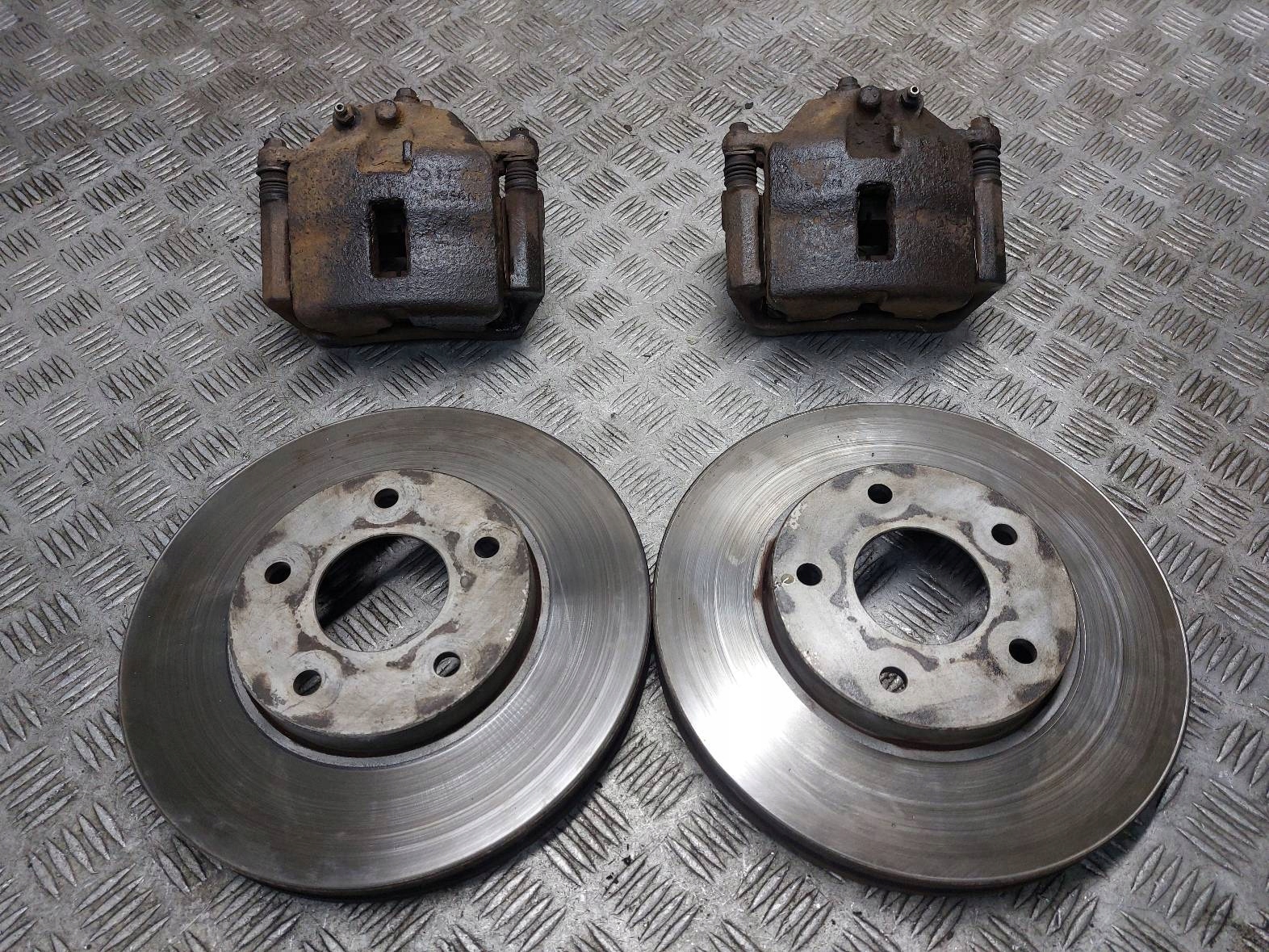 discs brake front + calipers NISSAN PRIMERA P12 1.6 16V
