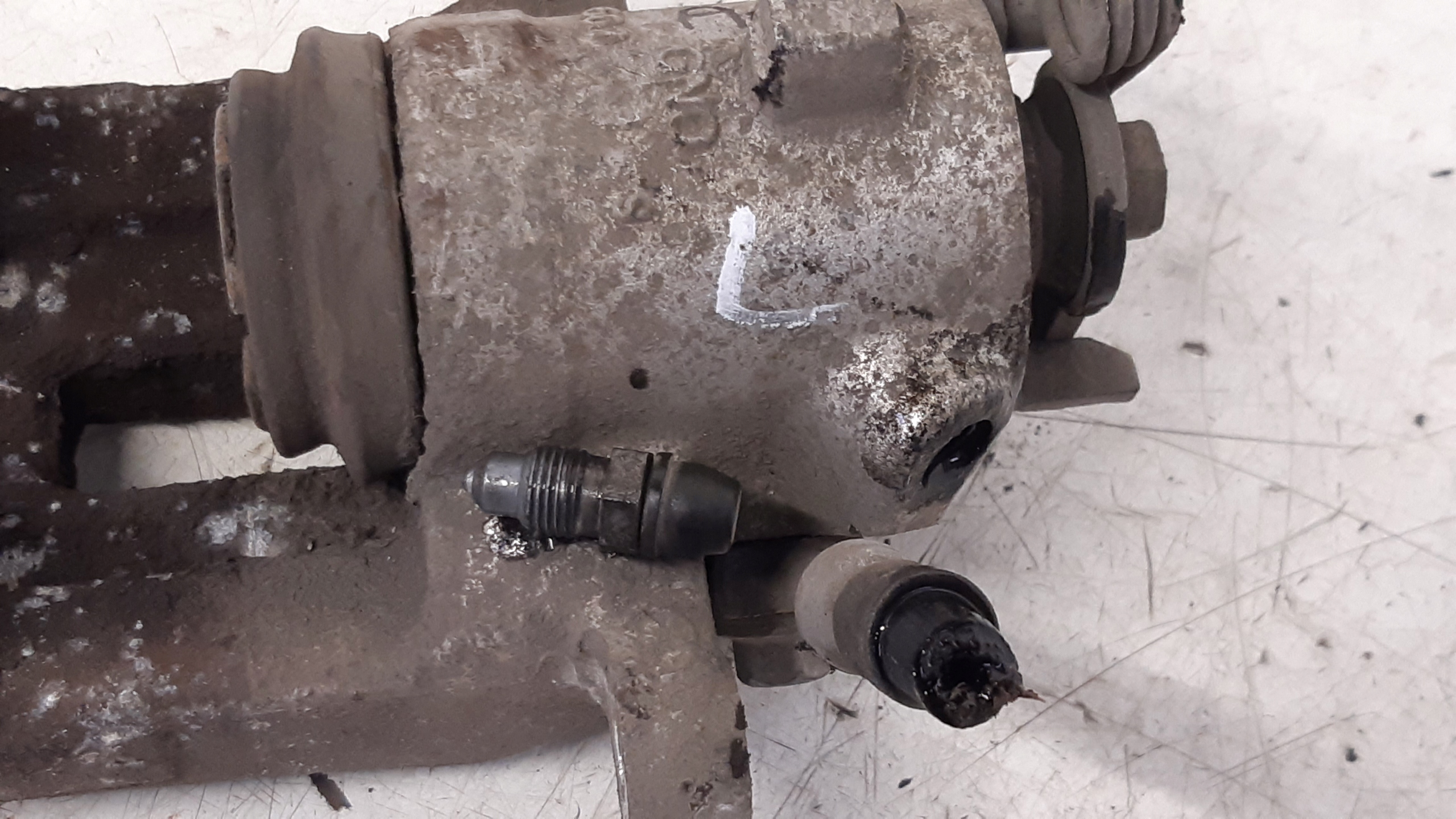 caliper rear part rear left Audi A1 8X 1,2 TSI