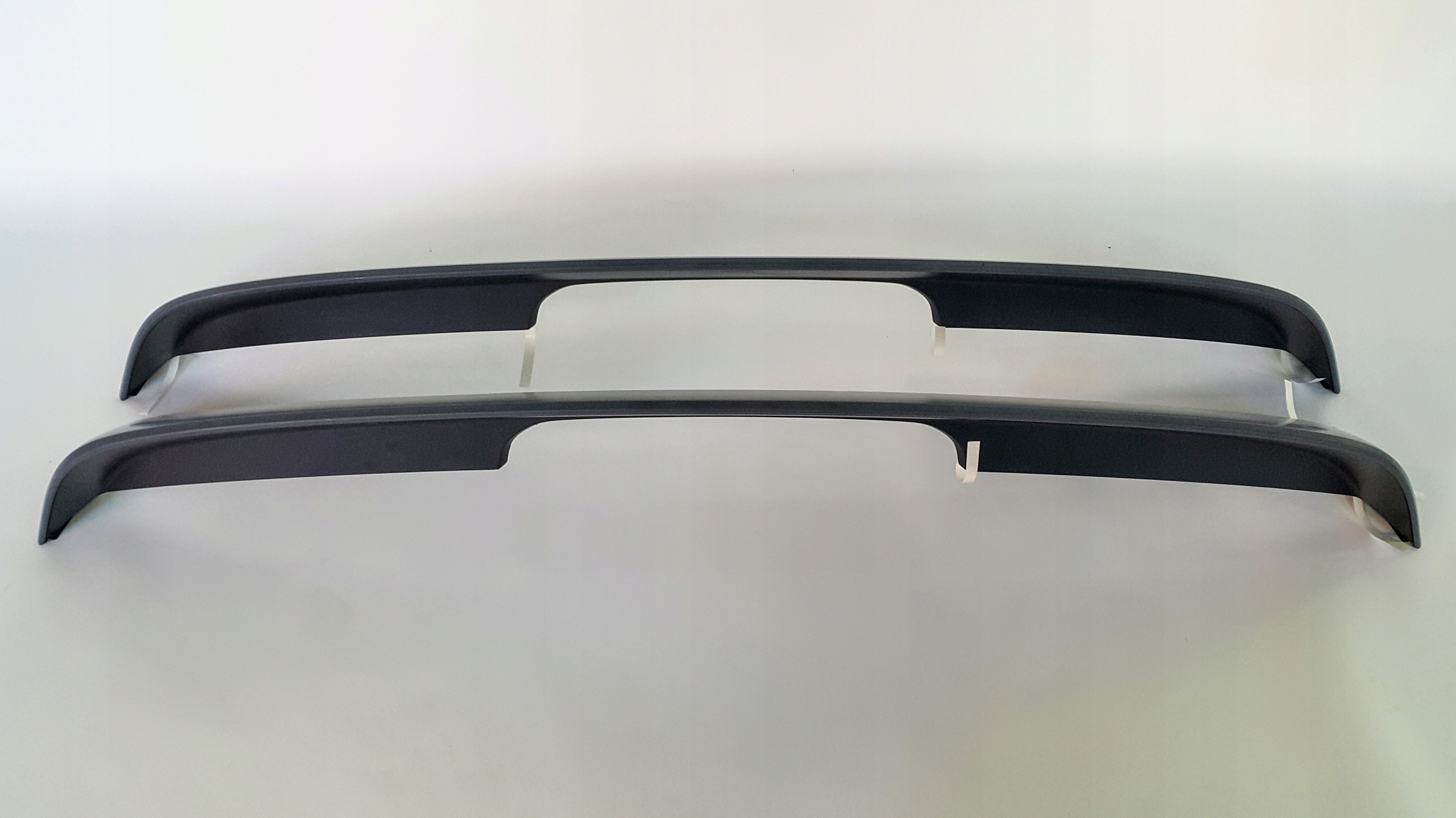 SPOJLER LOTKA KLAPY R-LINE VW TIGUAN 5NA827933 Numer katalogowy części 5NA827933