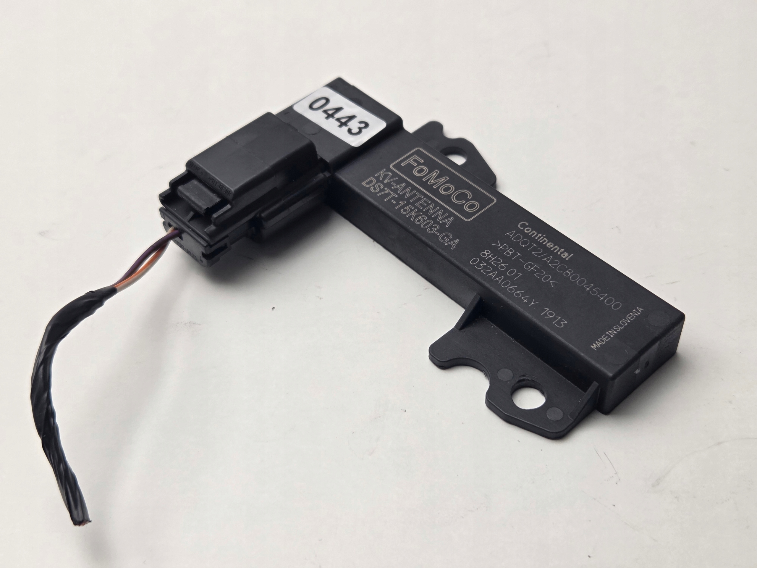 FORD KUGA MK2 WZMACNIACZ ANTENY DS7T-15K603