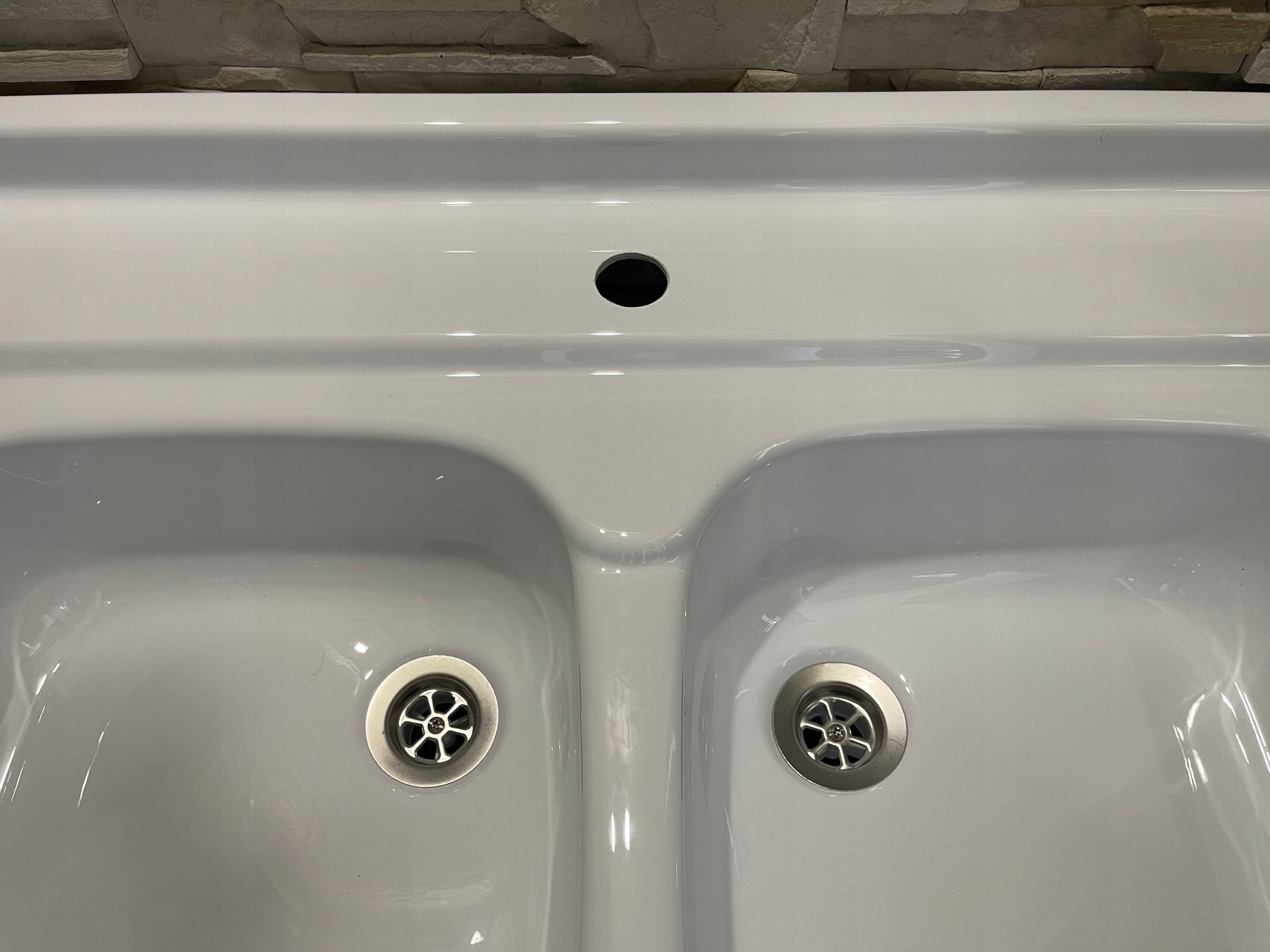 ZLEWOZMYWAK 80x60 BIAŁY DWUKOMOROWY Z OTWOREM NAKŁADANY NA SZAFKĘ SYFON Rodzaj nakładany