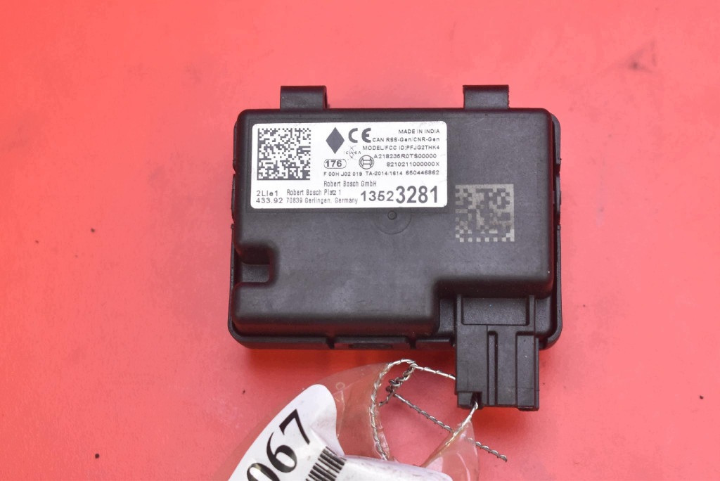 control unit module of a lock central 13523281 OPEL ASTRA 5 V K 15-20