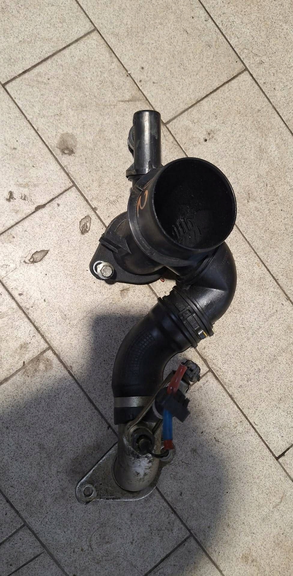 pipe dolotowa Renault Kadjar 1243227s0