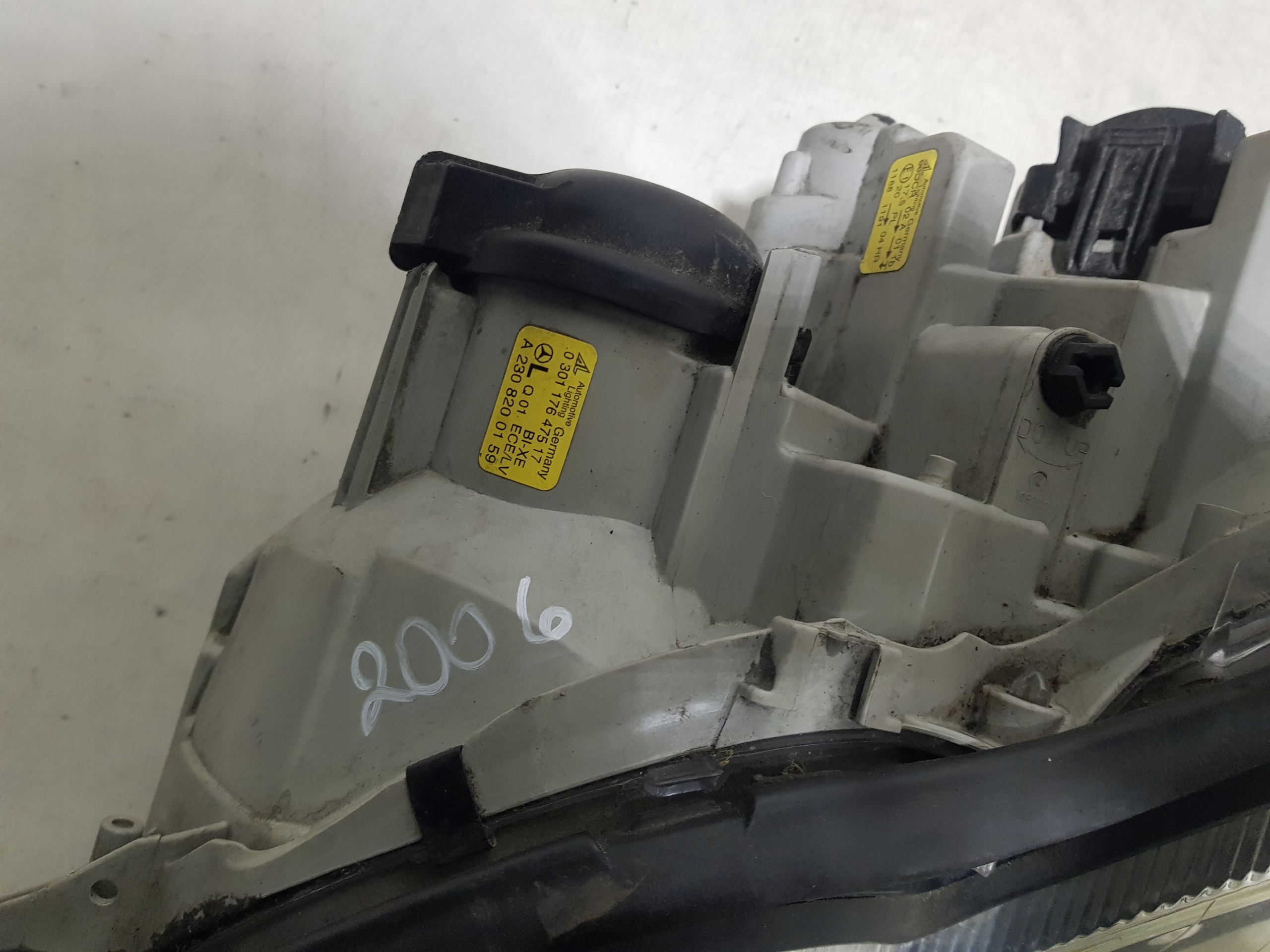 MERCEDES SL R230 W230 light XENON left front