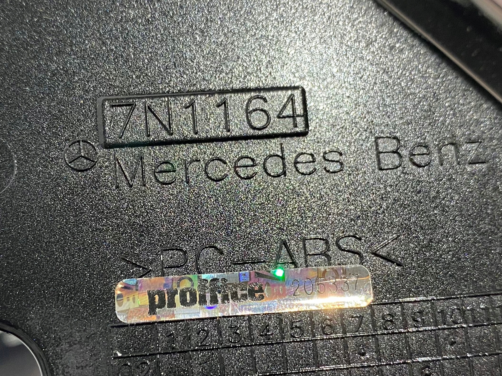 MERCEDES BENZ cover panel spoiler 7N1164