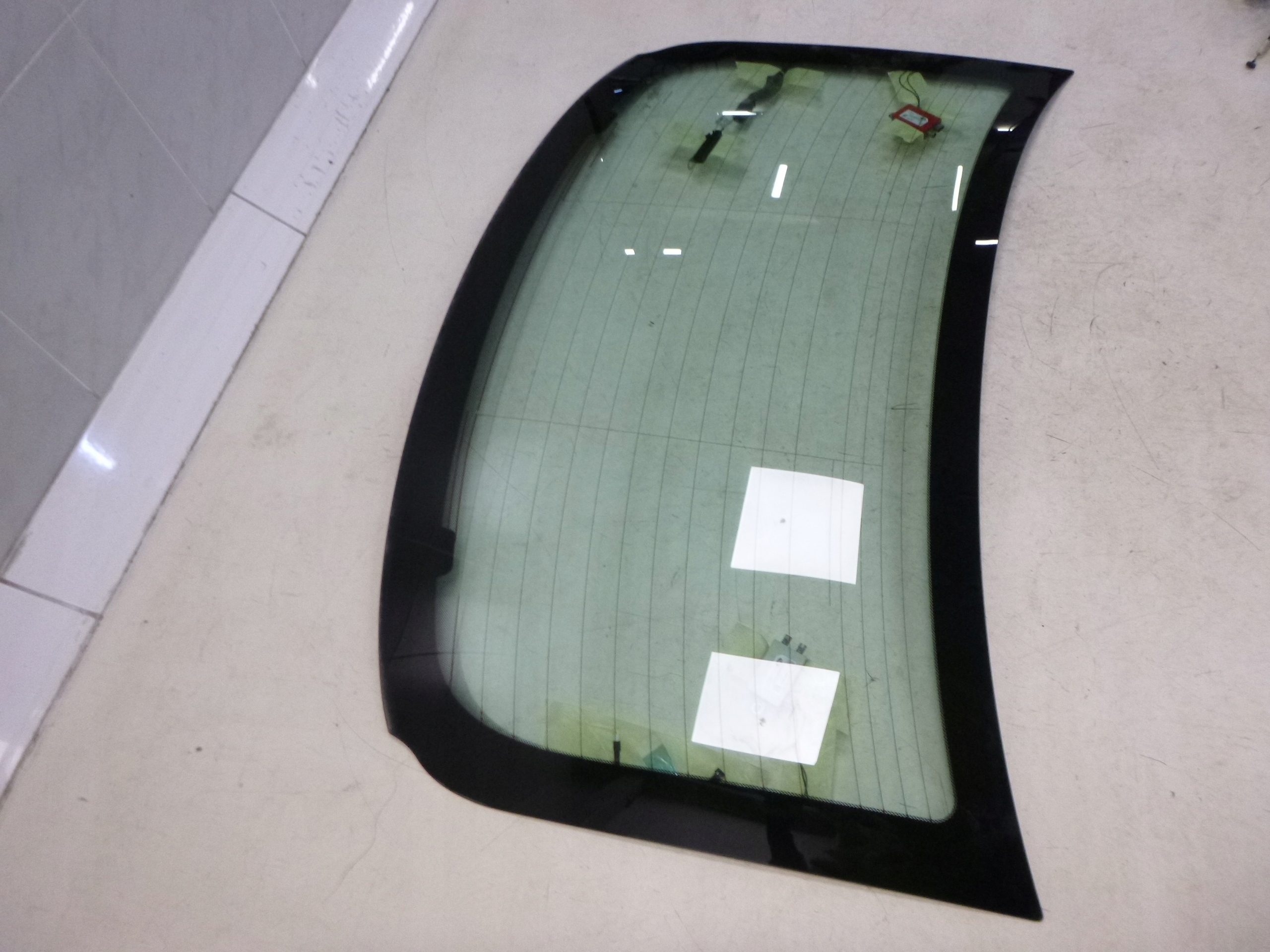 JAGUAR XE X760 window rear part rear + amplifier 2015r