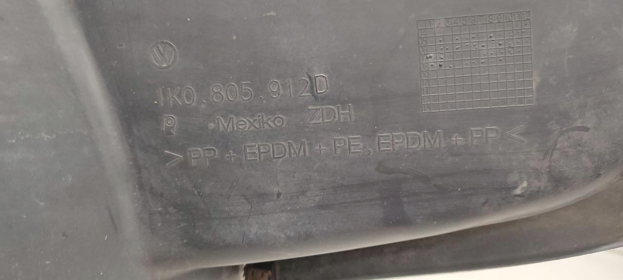 mudguard front front right VW Golf V 1,6 8V