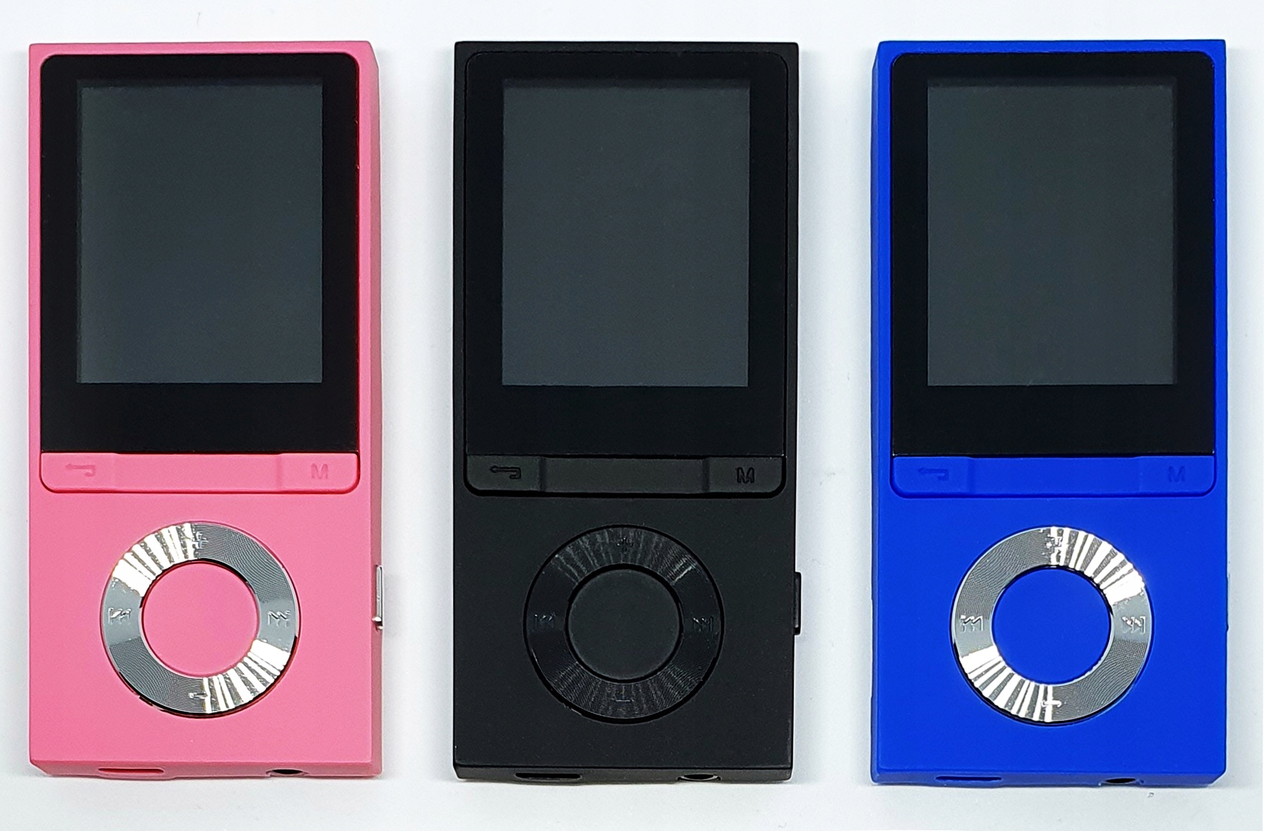 MP4 B6 16GB 1,8" microSD BT czarny Marka Ravo