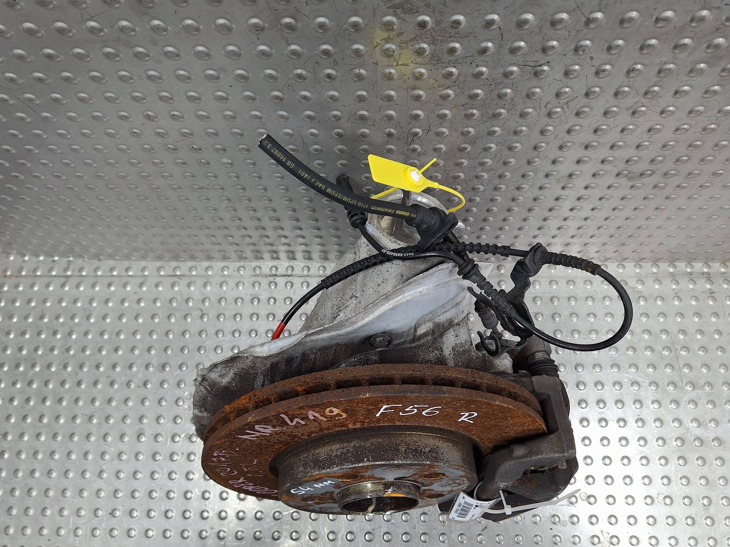 swing right front MINI COOPER F55 F56 13- 6876644