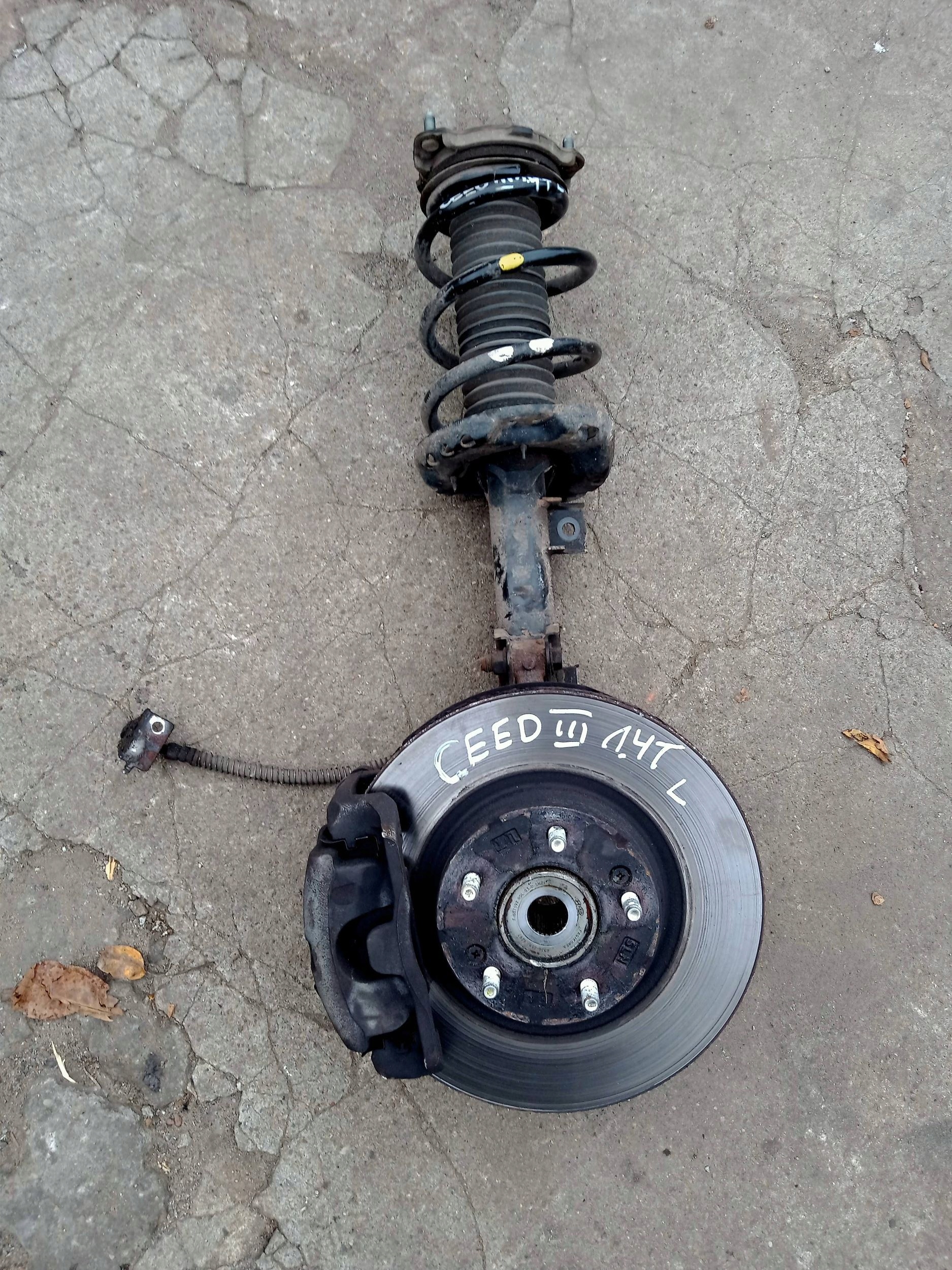 KIA CEED III 1,4 T-GDI McPherson swing left 2018