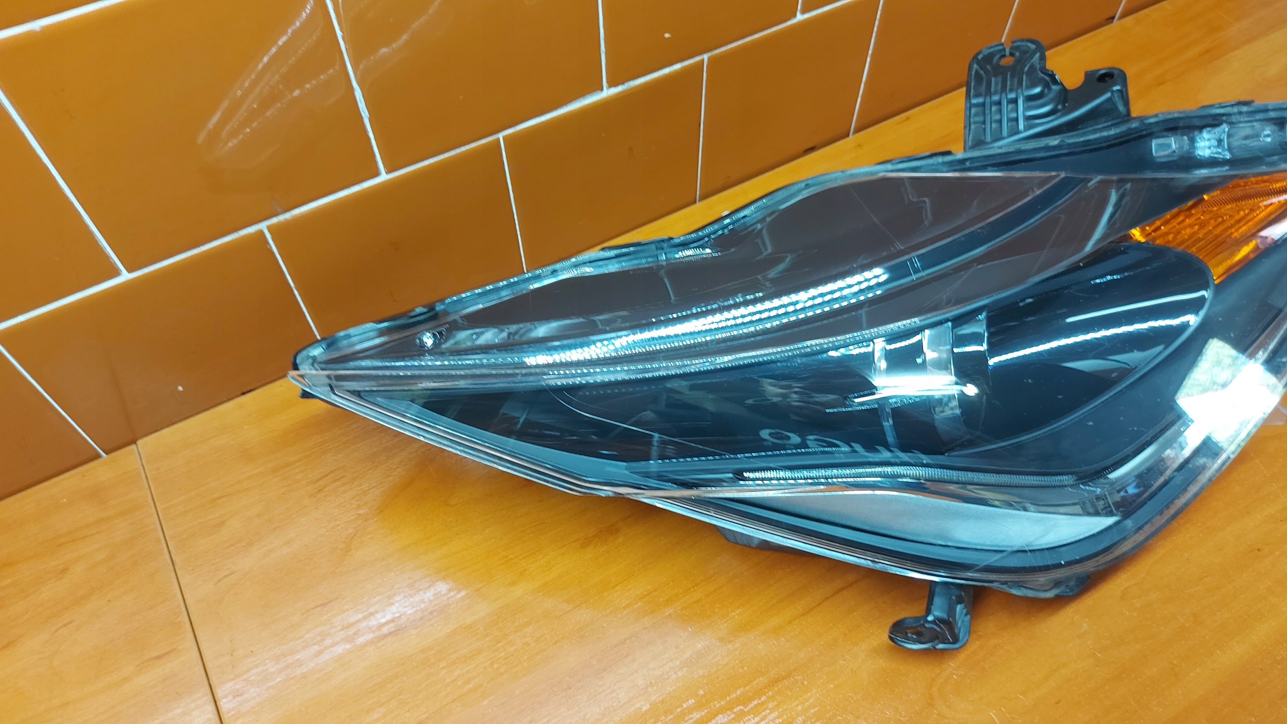 REFLEKTOR light right right front TOYOTA AYGO II 18- LIFT