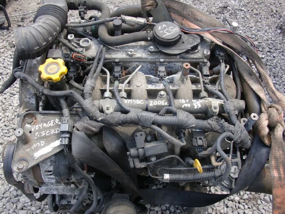 Chrysler voyager iv 2. 5crd двигатель комплектный vm48c