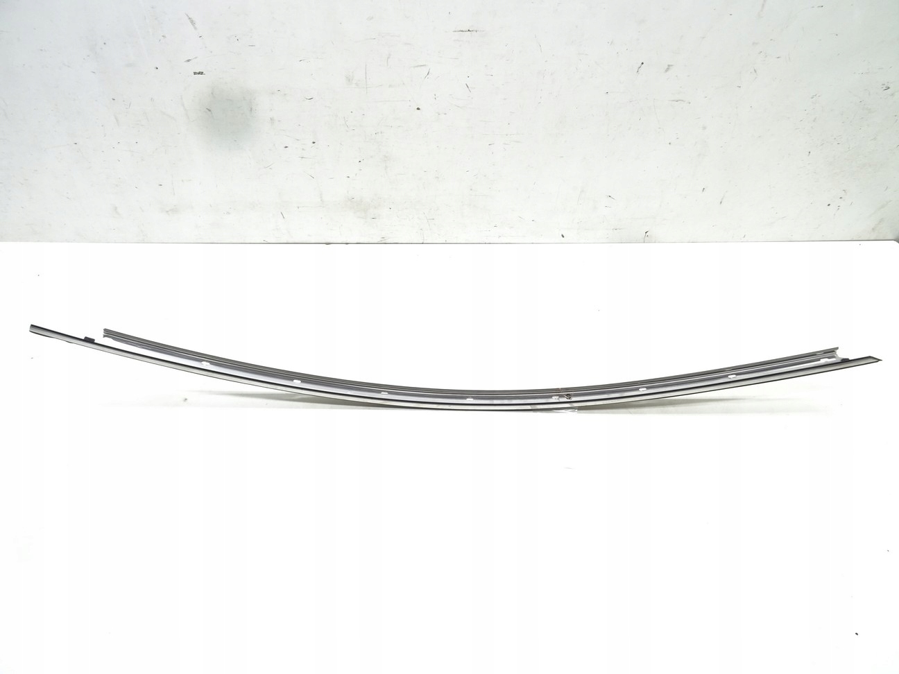 LISTWA KAROSERYJNA LEWA LEXUS RC F RCF 14-22 Typ samochodu Samochody osobowe