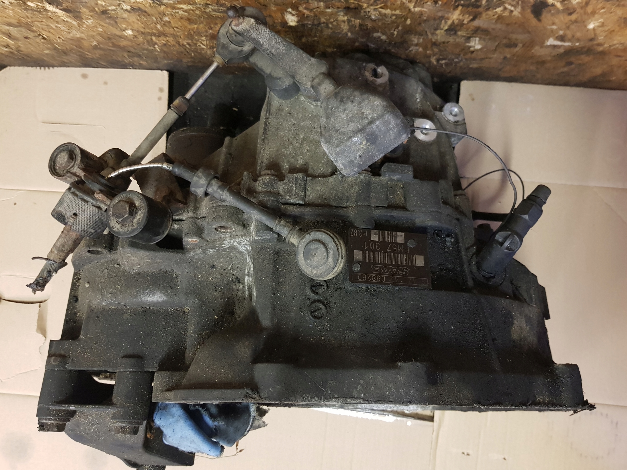 SAAB 9-3 2.2 TID D223L Getriebe FM57301