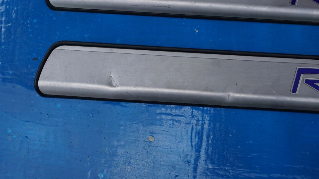 VOLVO S60 V60 R-DESIGN - LISTWA PROGOWA I PEDAŁY Producent Volvo OE