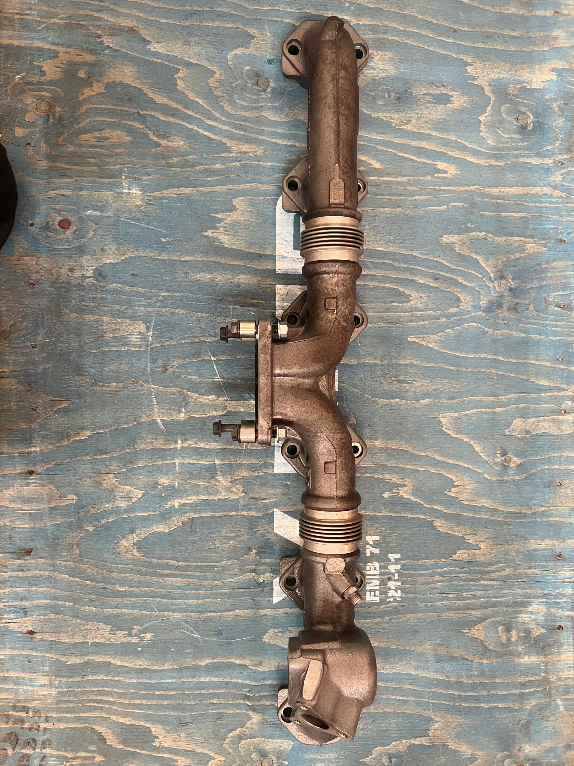 23485070,23485072,23485068 - Випускний колектор Volvo FH4 BB 2023r нова модель